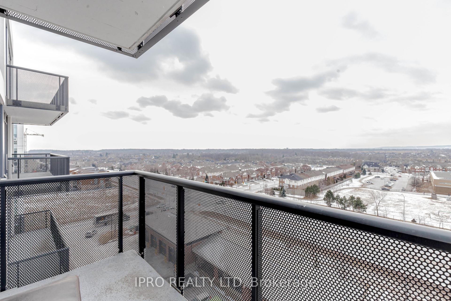 2 Bedrooms Condo at 2450 OLD BRONTE, Oakville For sale