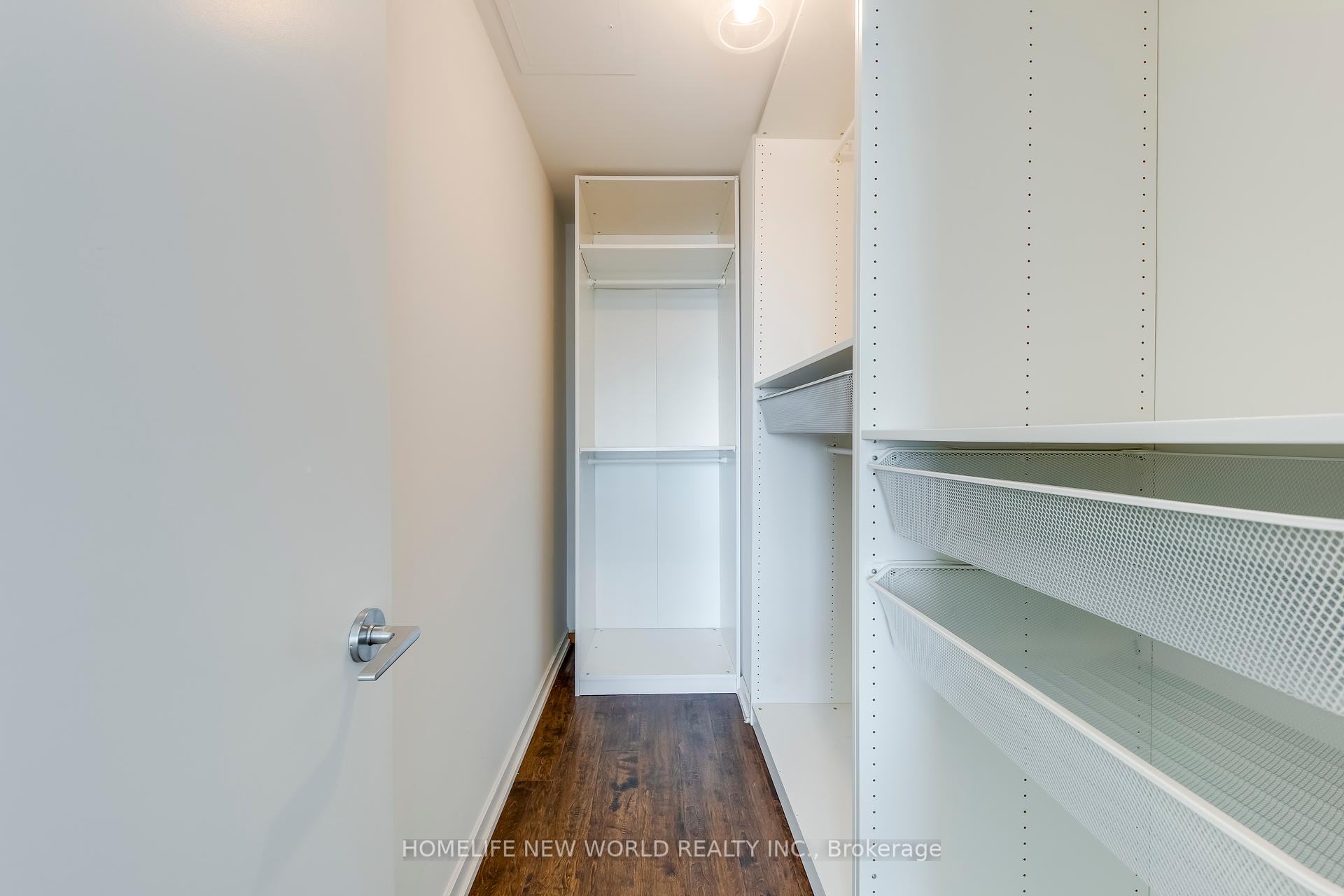 3 Bedrooms Condo at 62 Forest Manor, Toronto For sale