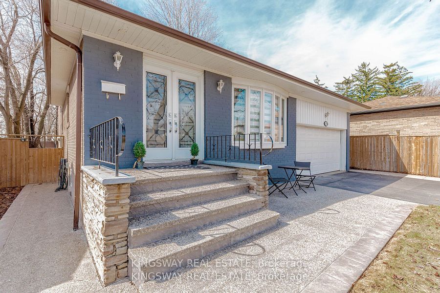 1395 Tyneburn Crescent