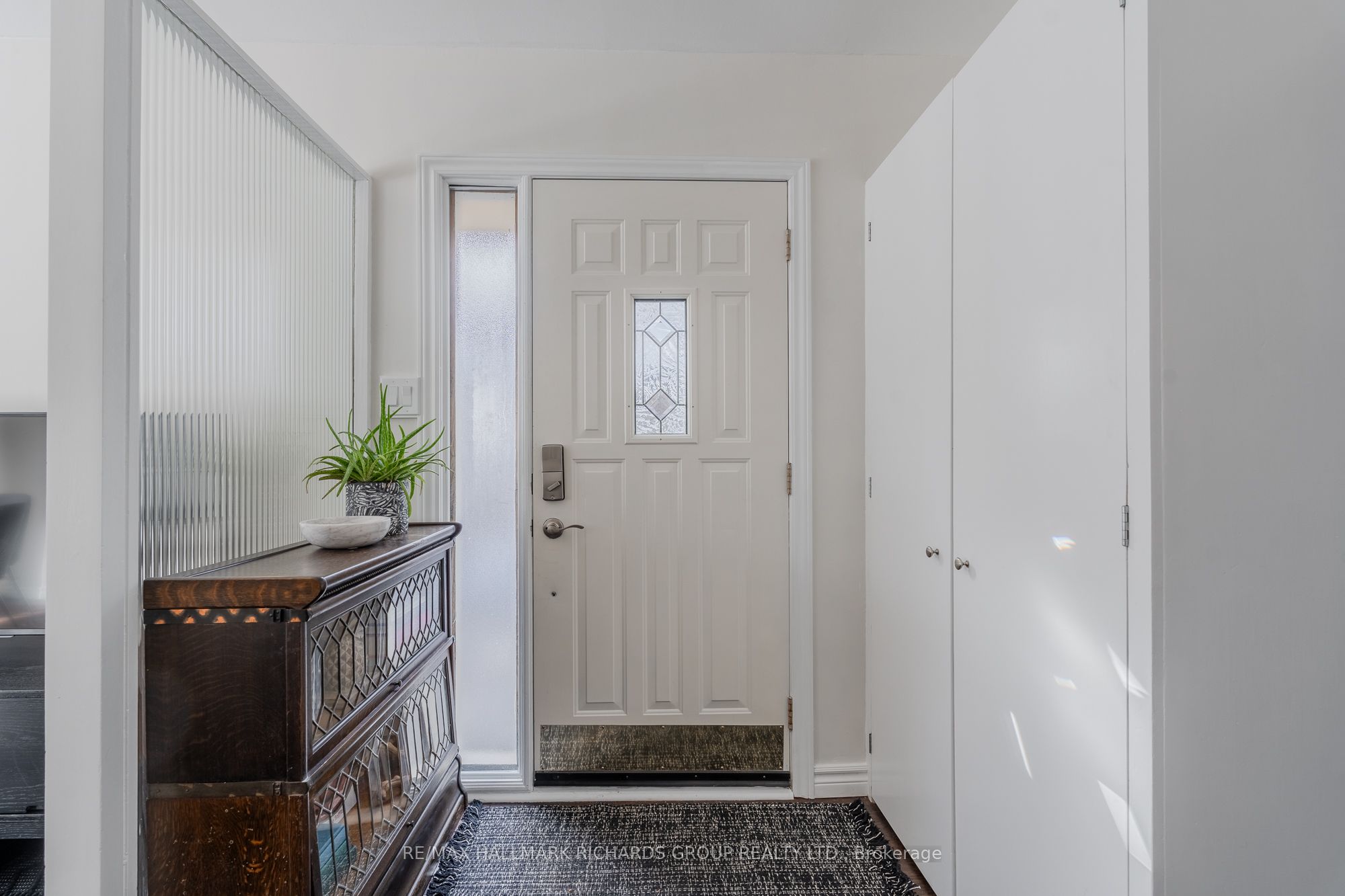 86 Bow Valley Drive, Toronto, ON M1G 3J6