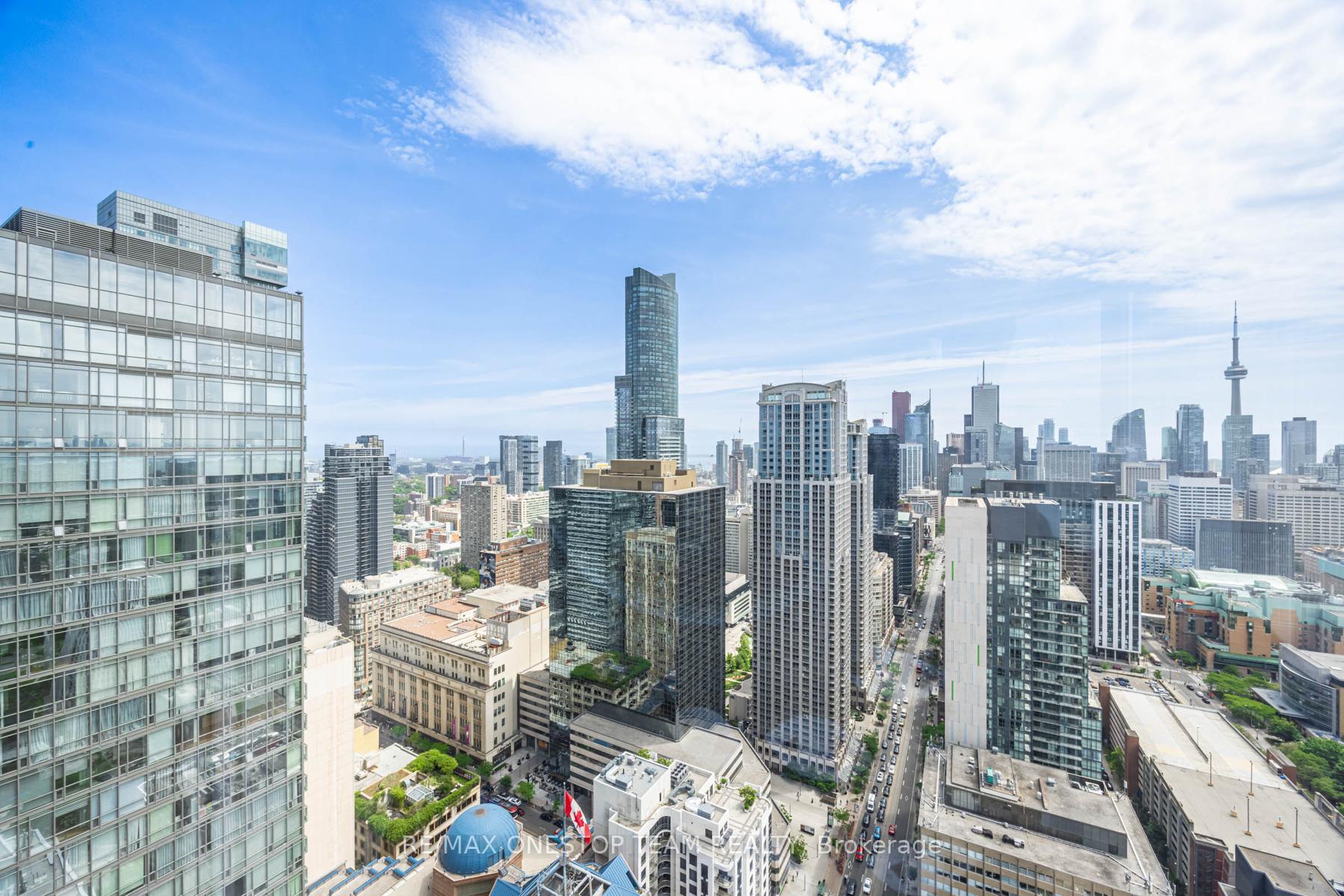 4 Bedrooms Condo at 832 Bay, Toronto For sale