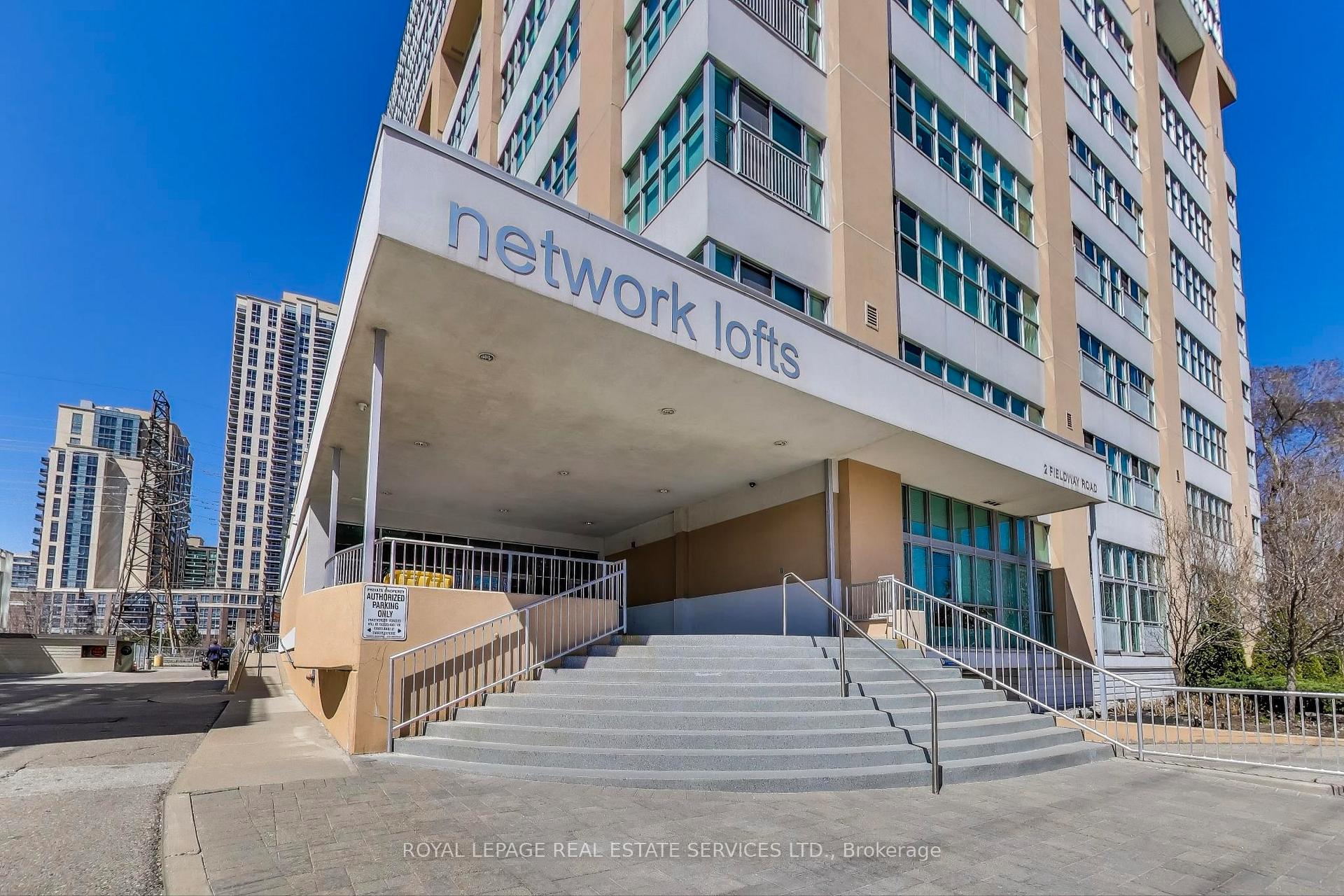2 Bedrooms Condo at 2 Fieldway,  Toronto For sale