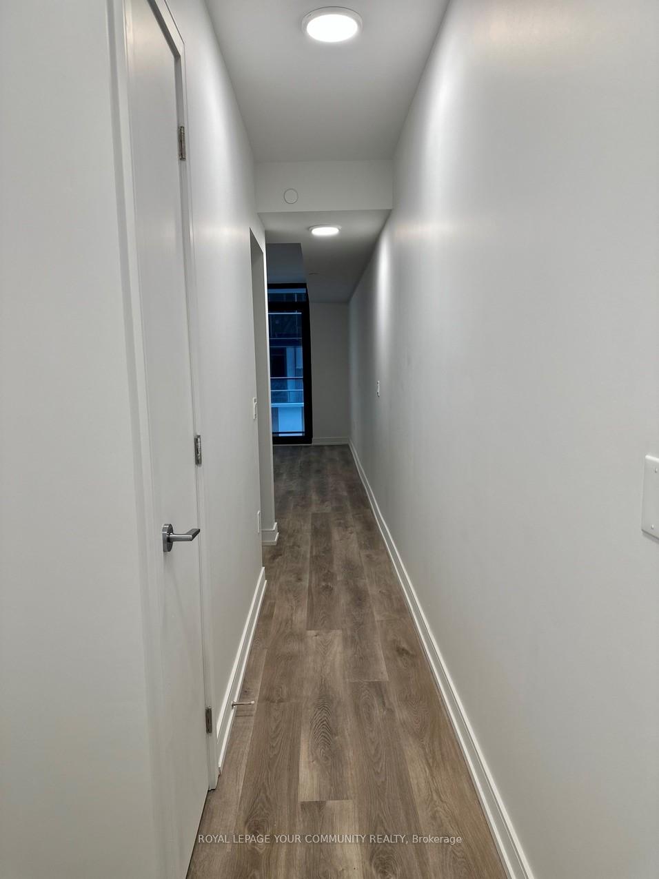 1 Bedroom Condo at 1 Jarvis, Hamilton For sale