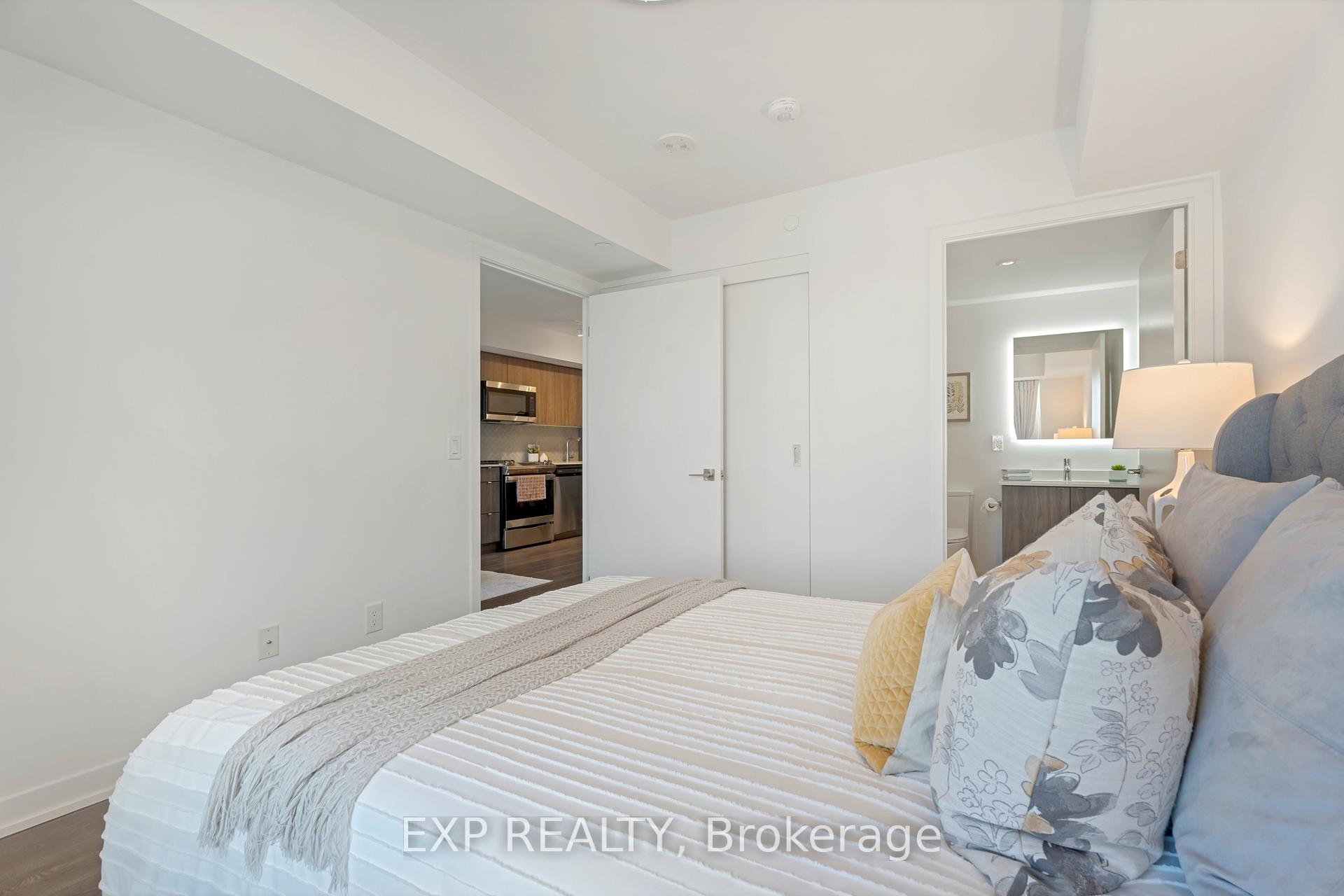 2 Bedrooms Condo at 1401 O’Connor, Toronto For sale