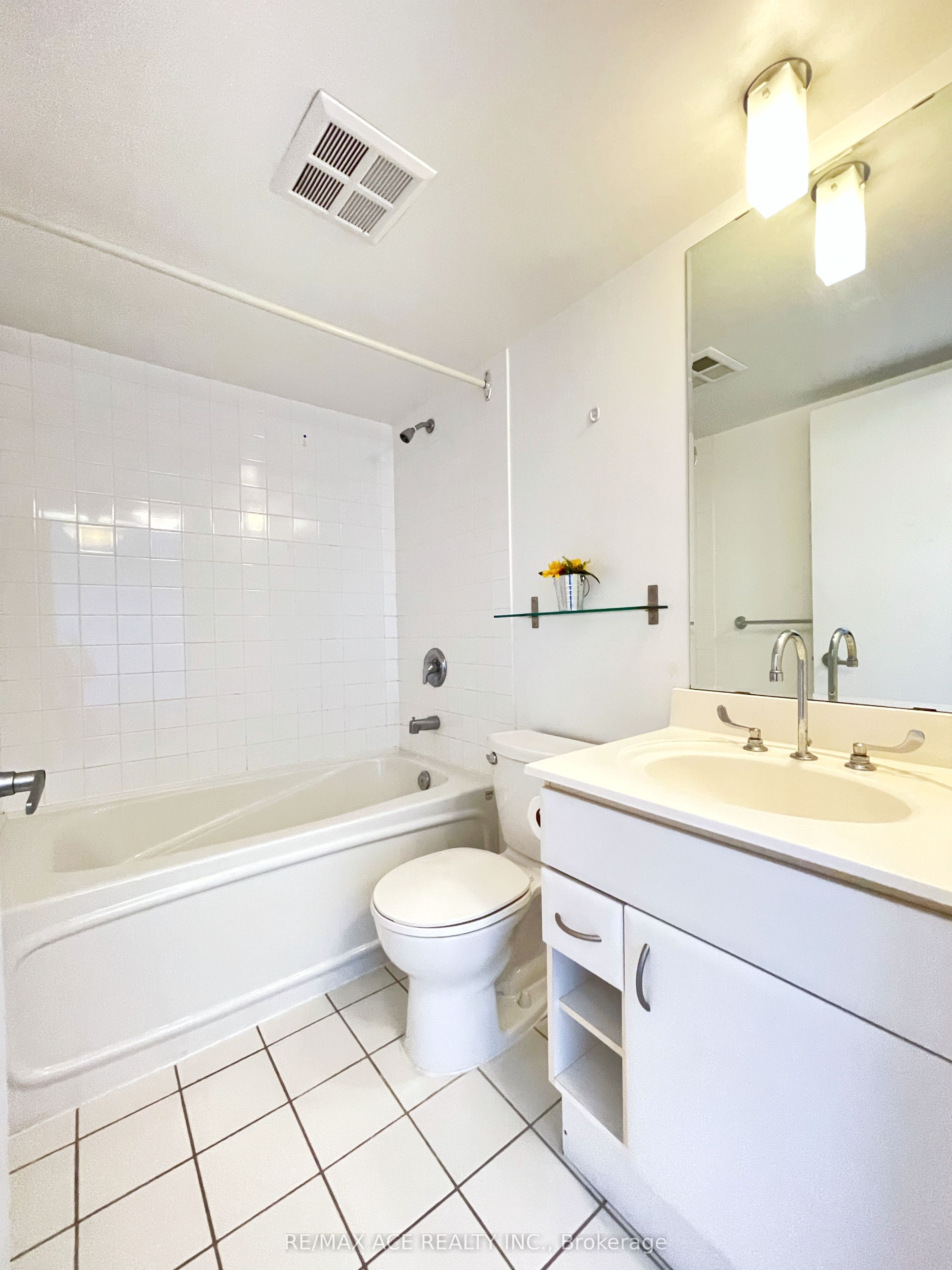 38 Lee Centre Drive, #2315