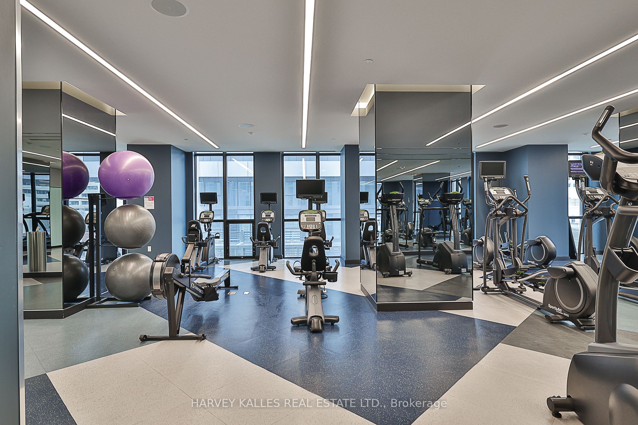 1 Yorkville Avenue 4503