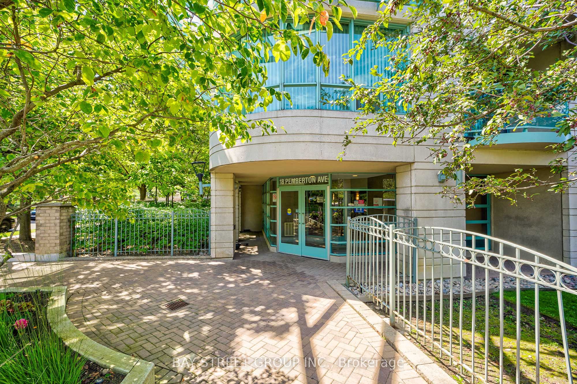 18 Pemberton Avenue, #106