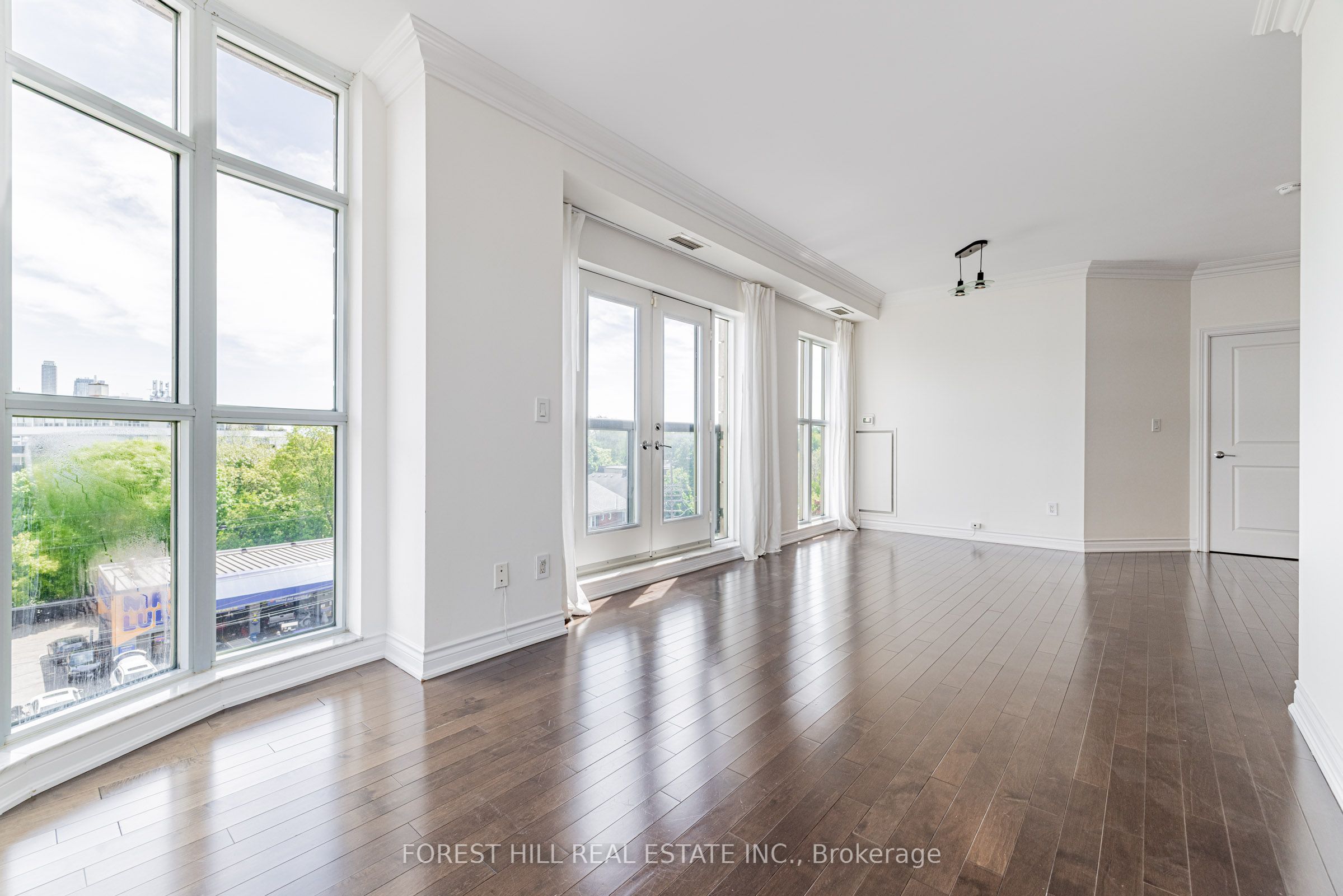 800 Spadina Road, #602