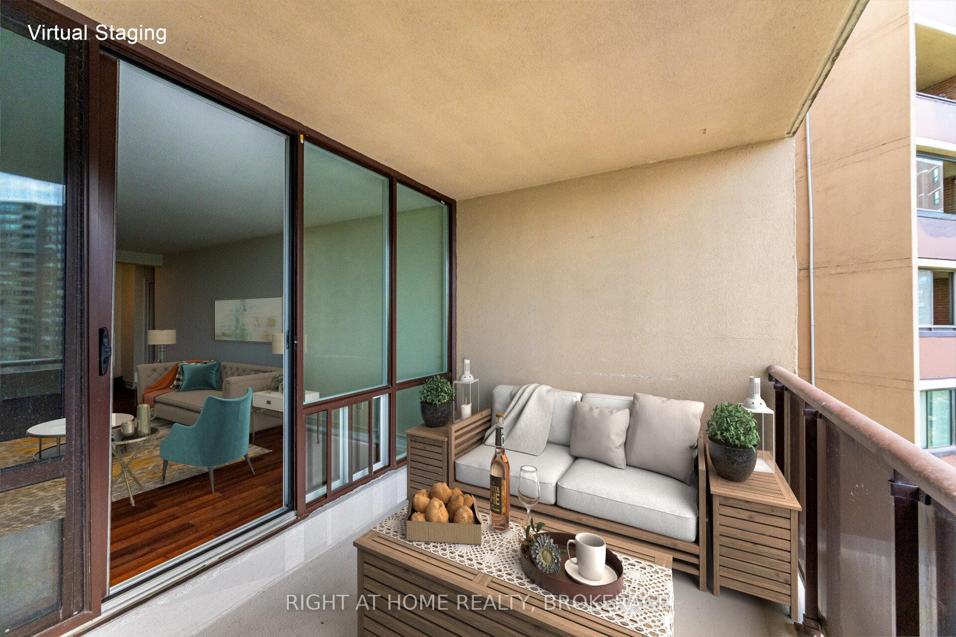 3 Bedrooms Condo at 714 The West Mall, Toronto For sale