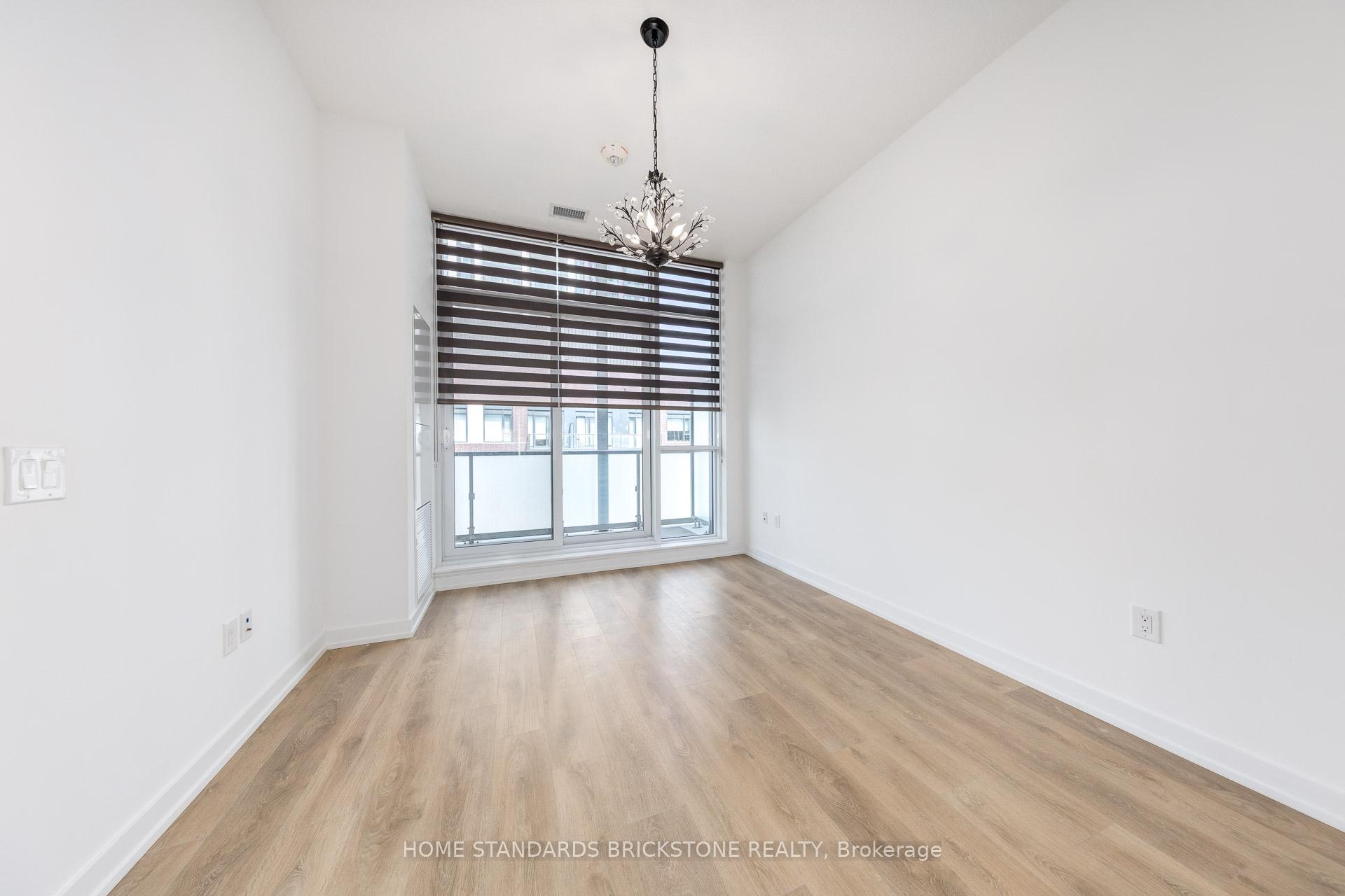 2 Bedrooms Condo at 34 Tubman, Toronto For sale