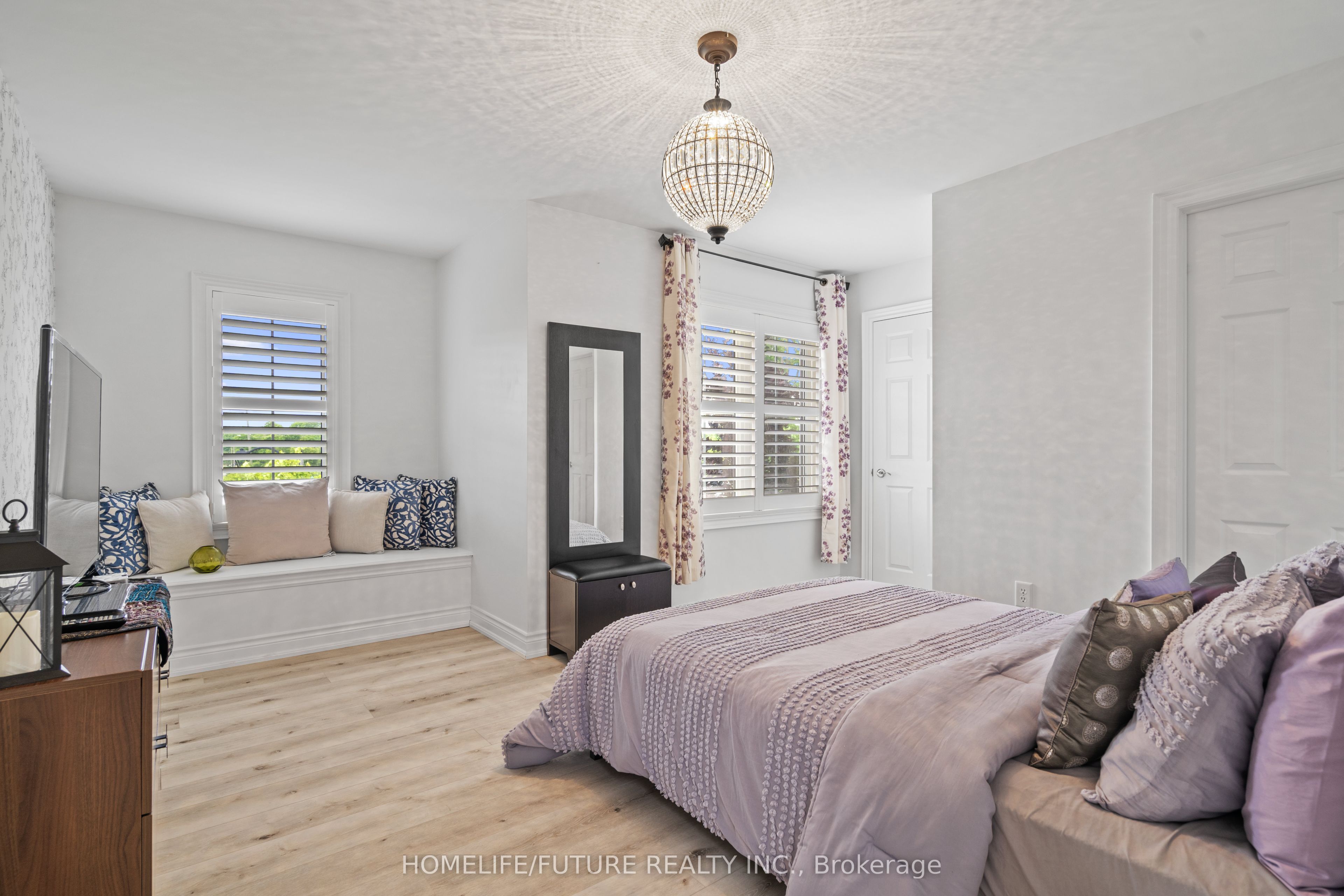 35 Bellhouse Place, Whitby Brooklin