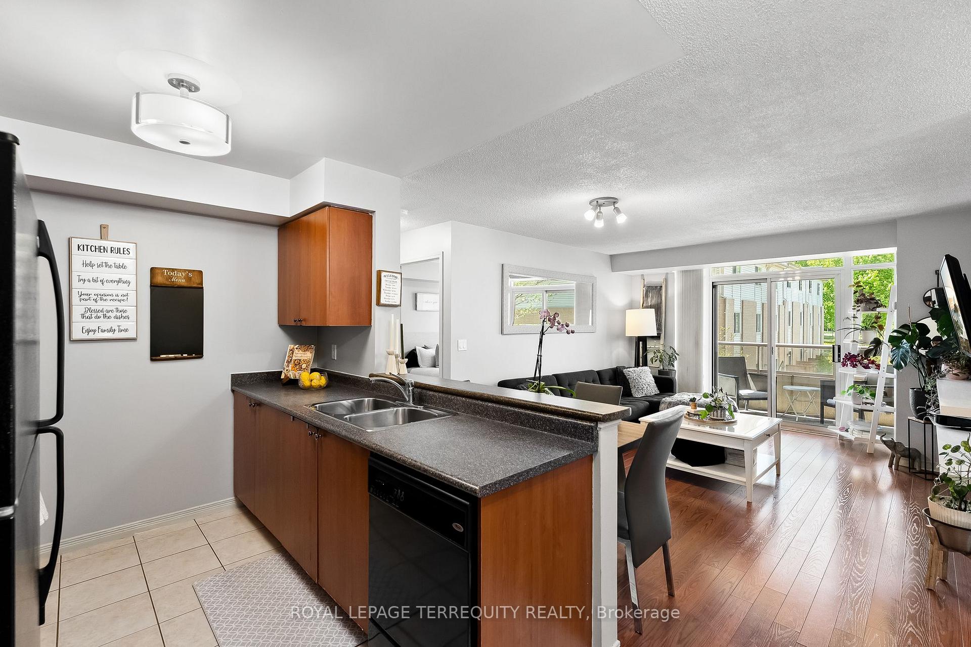 3 Bedrooms Condo at 3650 Kingston RD, Toronto For sale
