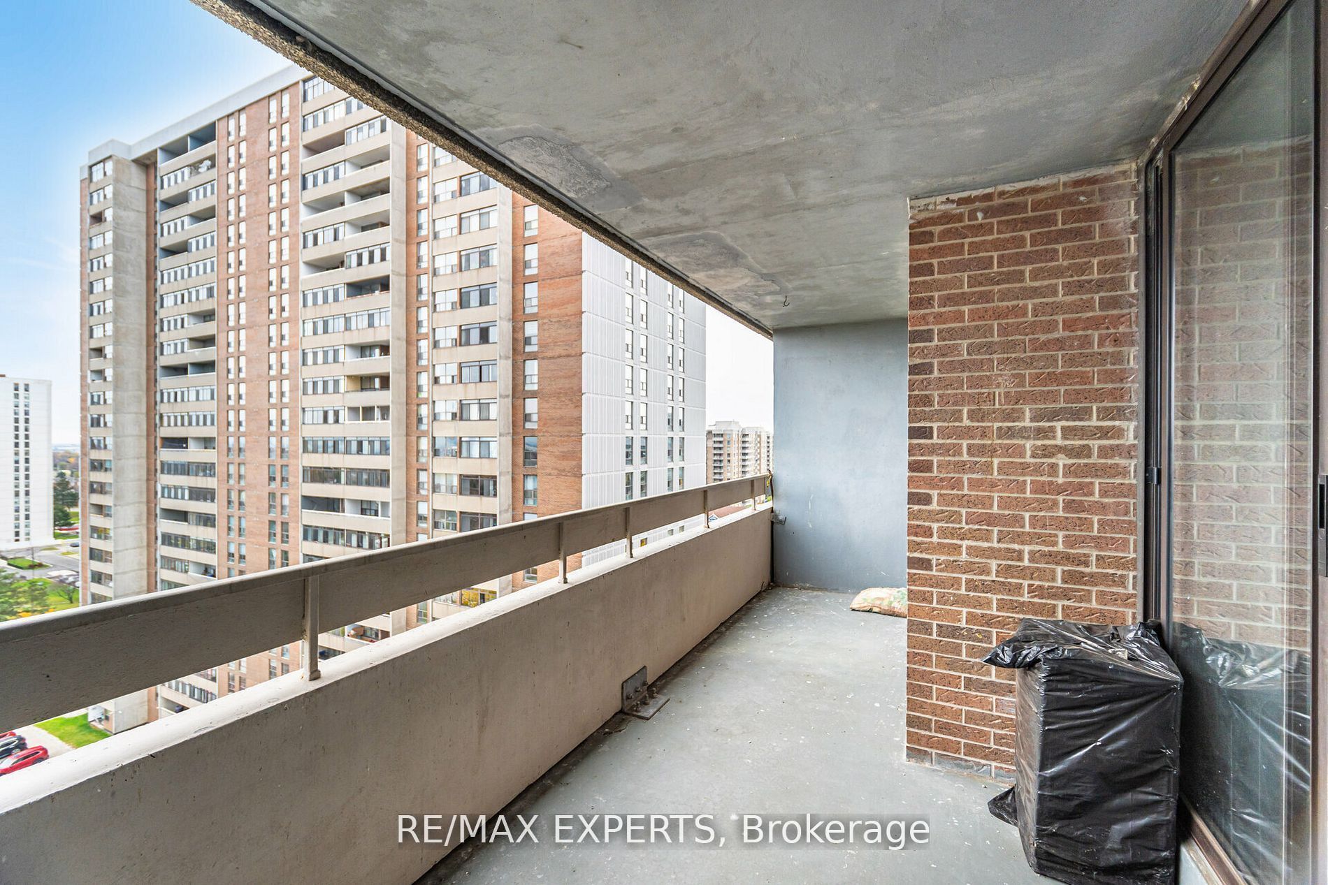 25 Kensington Road 1407