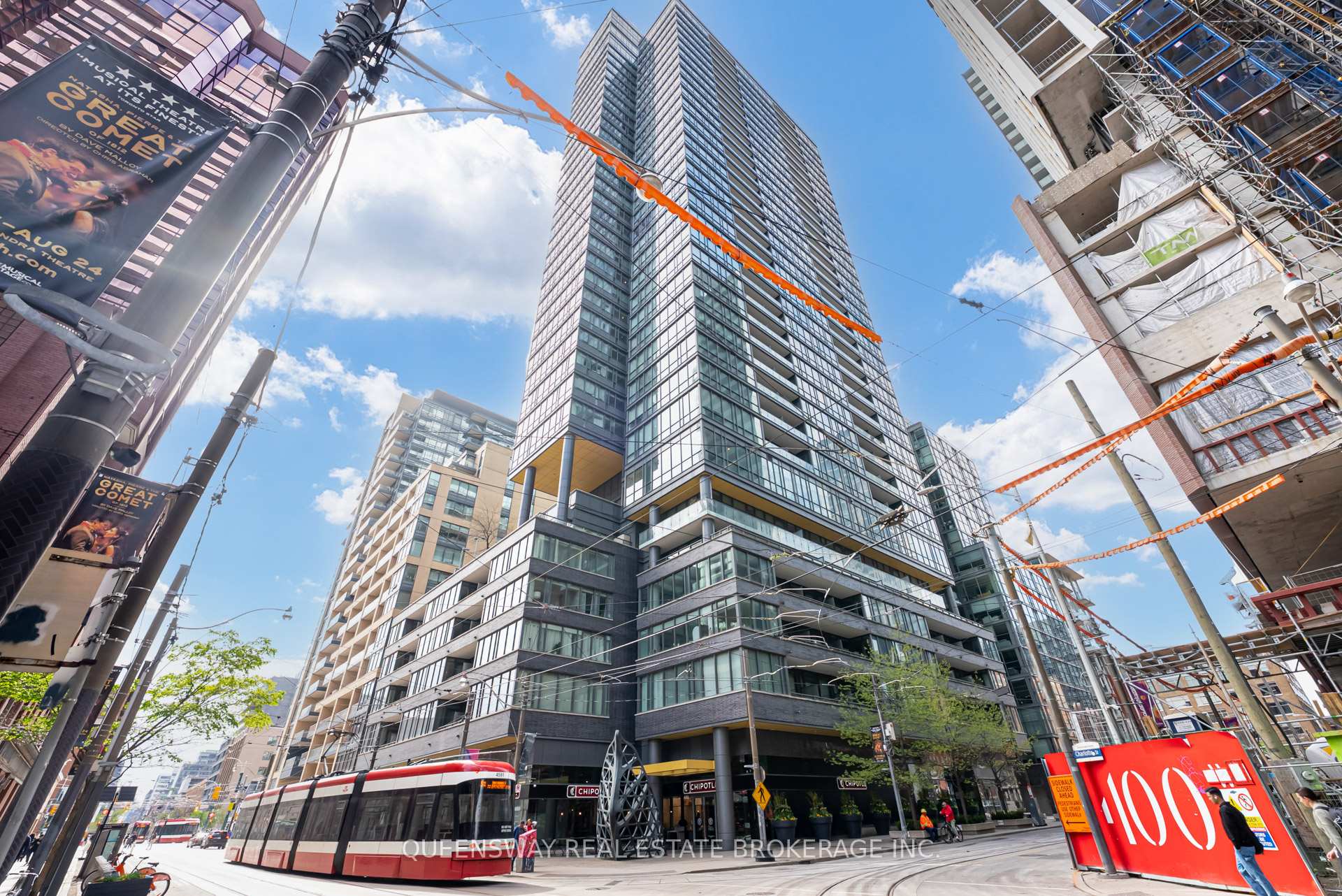 2 Bedrooms Condo at 8 Charlotte, Toronto For sale