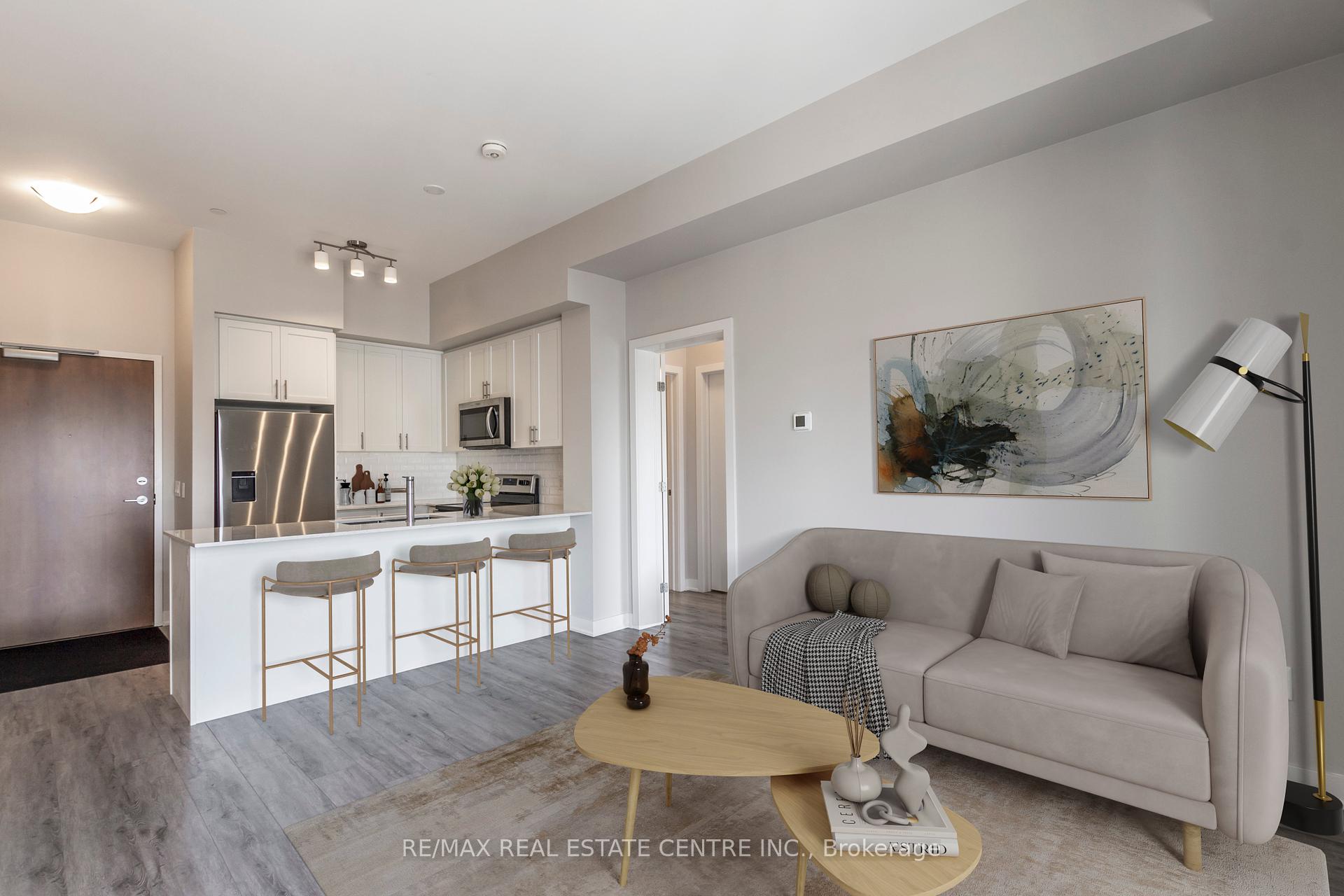 2 Bedrooms Condo at 340 Plains, Burlington For sale