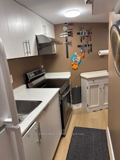 878 West Shore