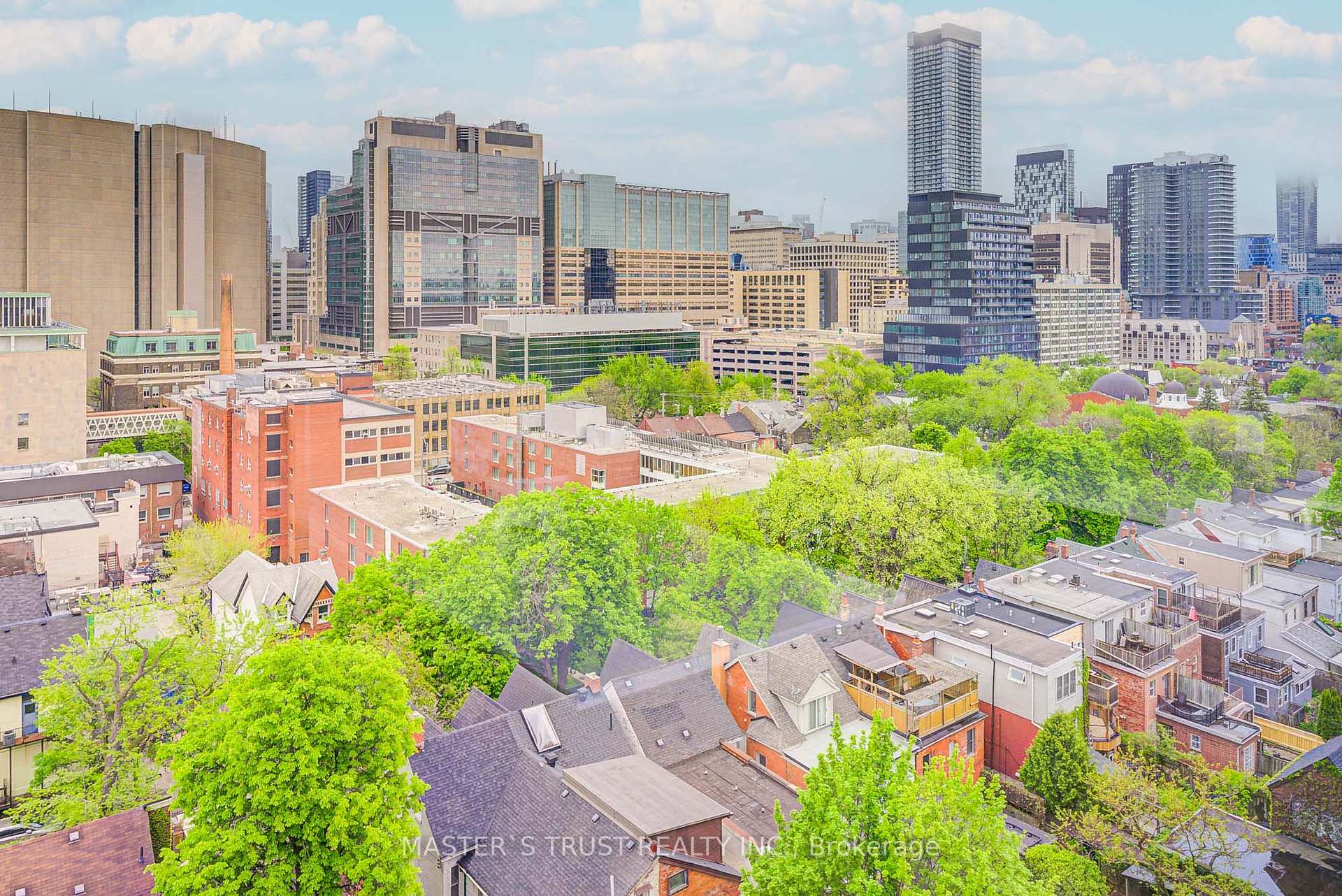 2 Bedrooms Condo at 203 College, Toronto For sale