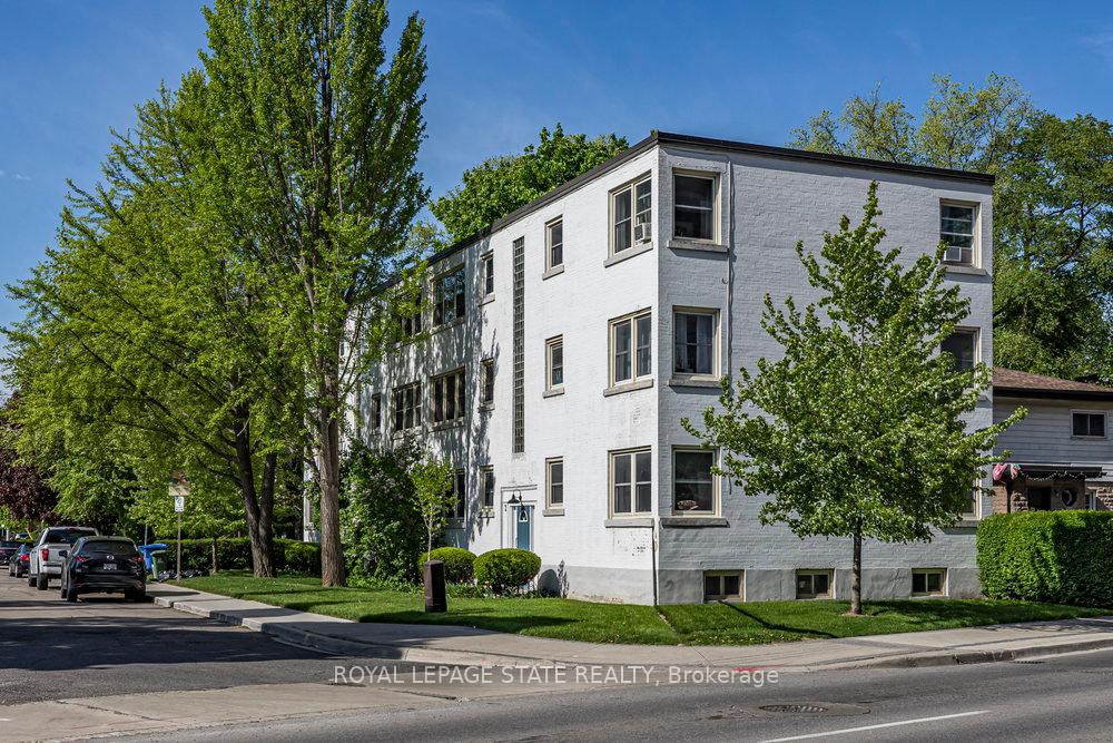 1 Bedroom Co-op at 2 Stroud, Hamilton For sale