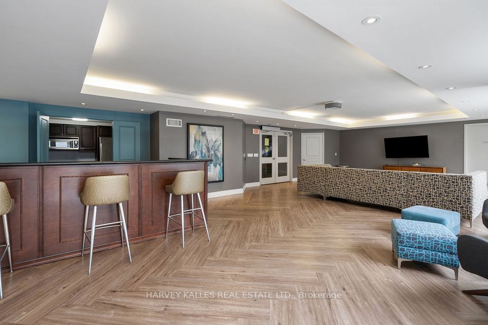 140 Simcoe Street 1412