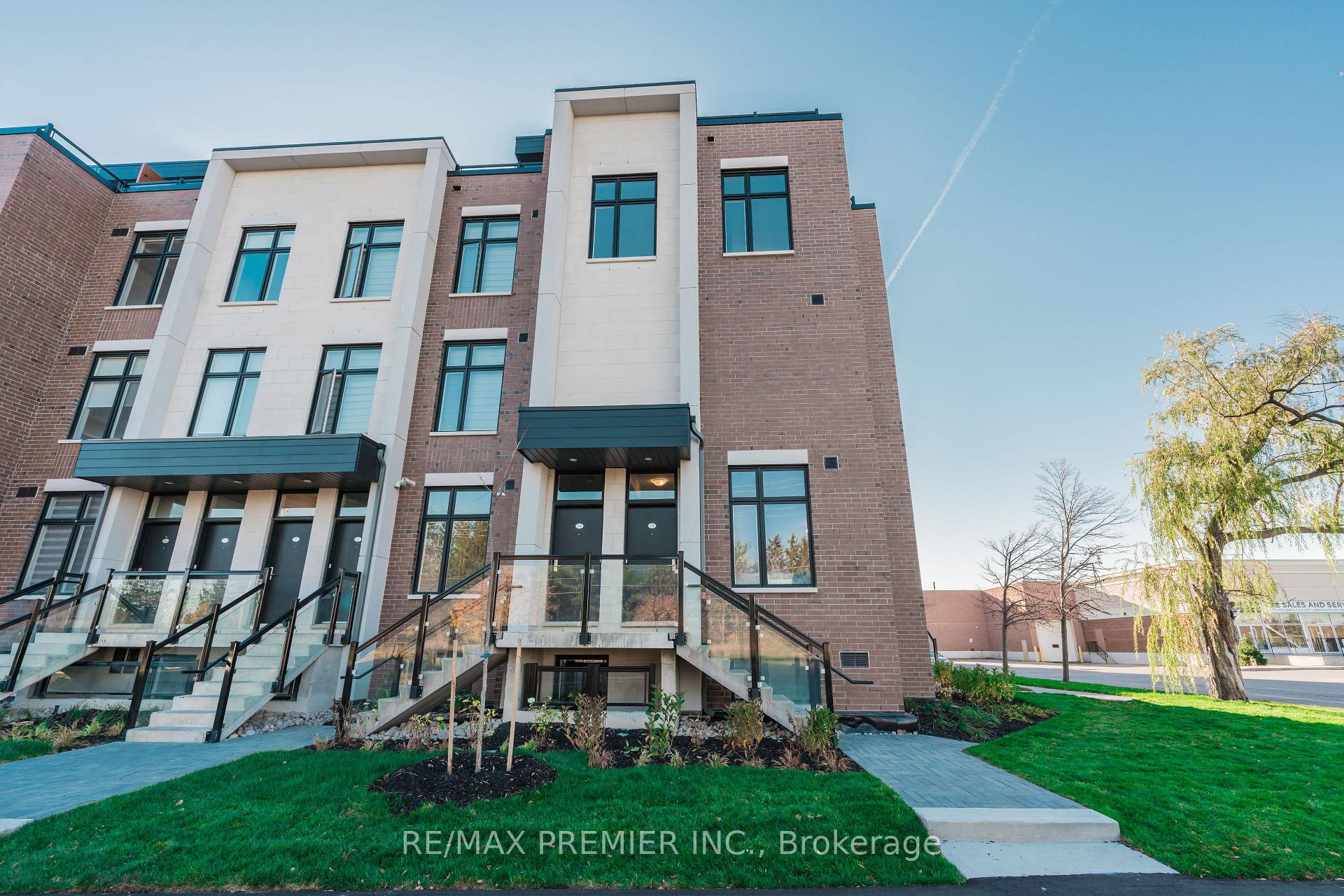 3 Bedrooms Condo at 9560 ISLINGTON,  Vaughan For sale