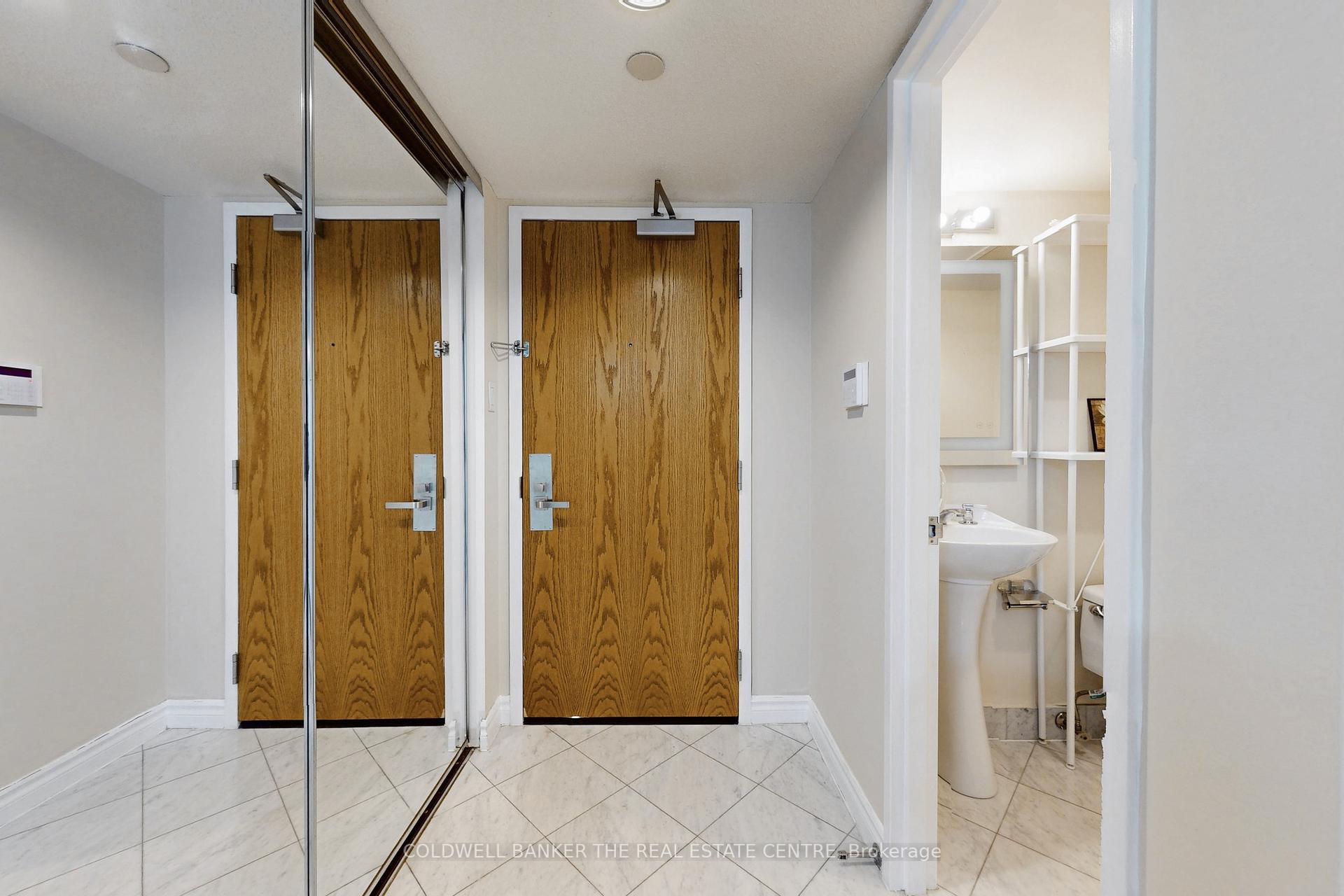 1 Bedroom Condo at 38 Elm, Toronto For sale