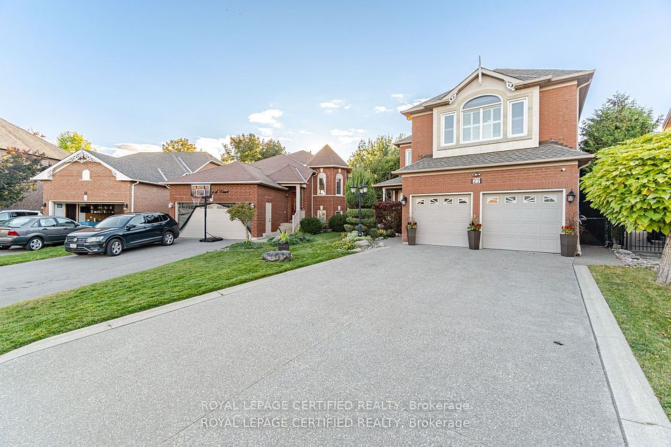 22 Bradwick Court, Caledon, ON L7C 1B6