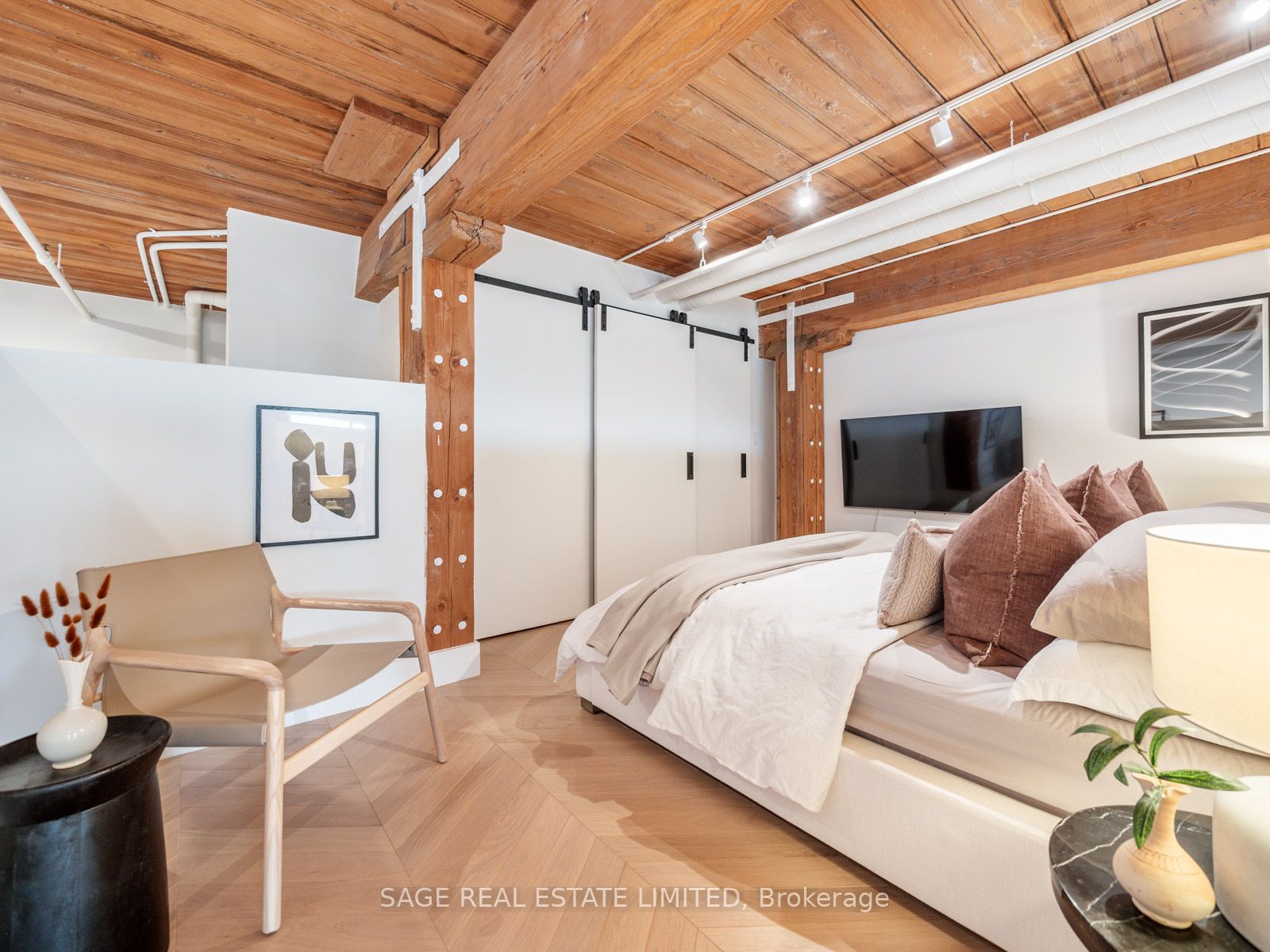 993 Queen Street W, #317