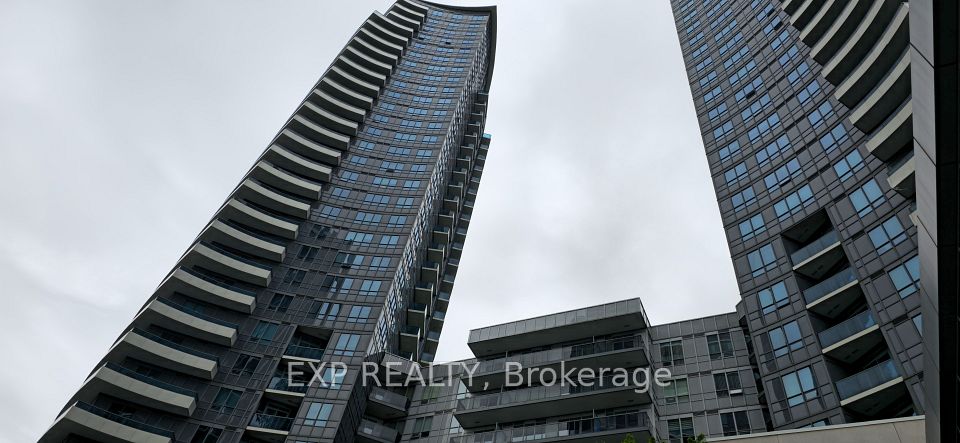 7161 Yonge