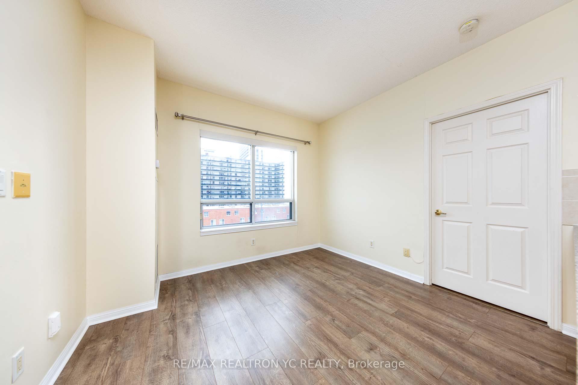 2 Bedrooms Condo at 5940 Yonge,  Toronto For sale