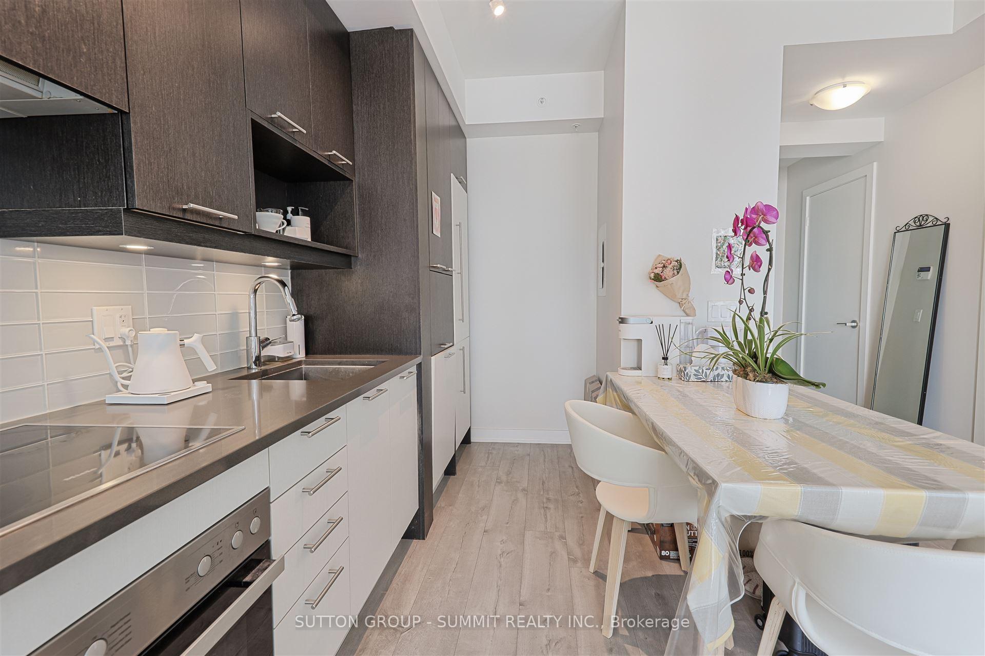 1 Bedroom Condo at 30 NELSON, Toronto For sale
