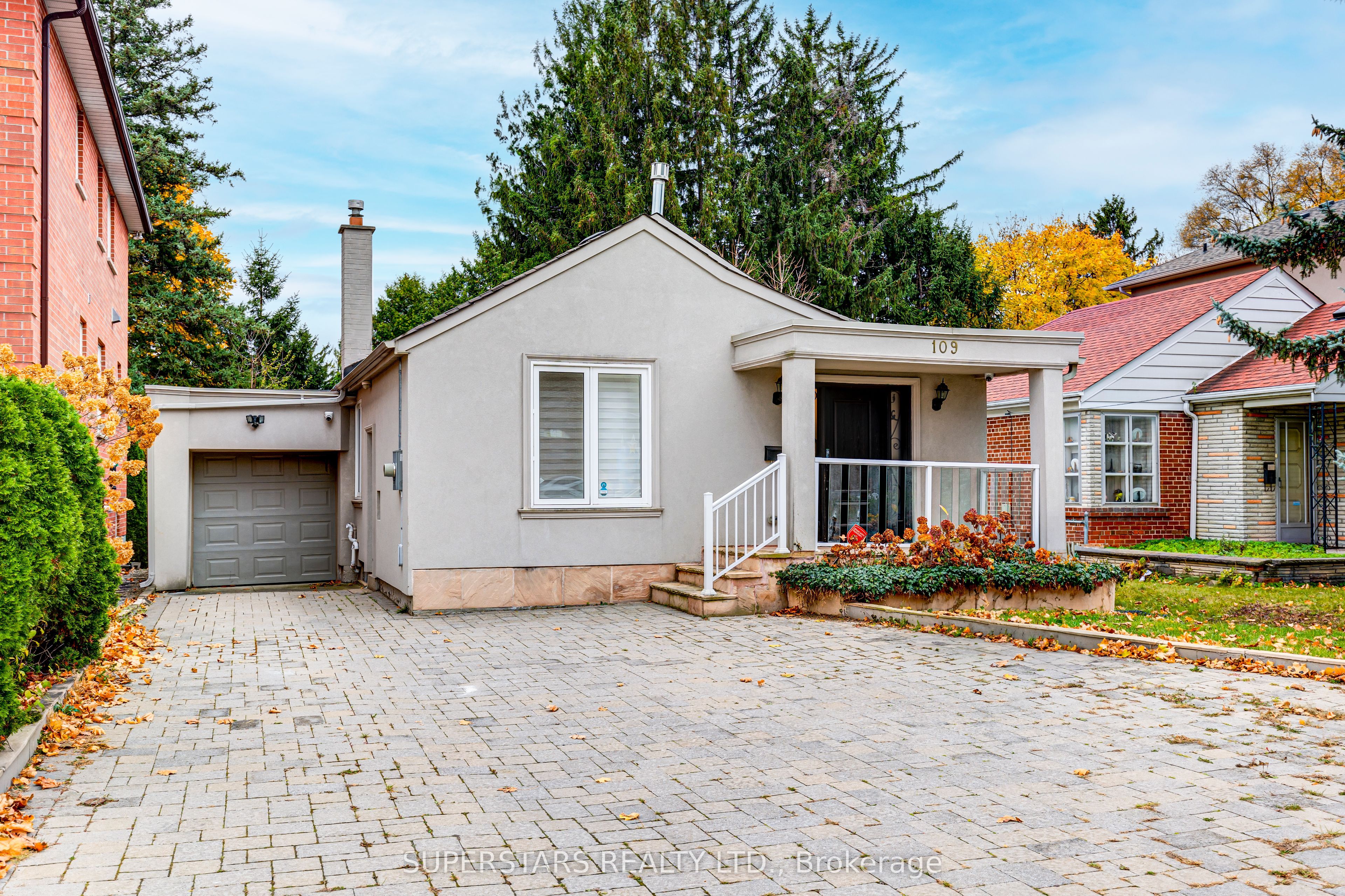 109 Mckee Avenue, Toronto, ON M2N 4C2