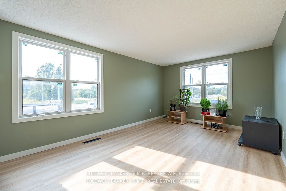 https://trreb-image.ampre.ca/uu0ITpZK1jauT9bDtobEzG1Cpepq4jFhNdxlBPgNzyo/rs:fit:960:960/wm:.5:so:0:50:.4/wmsh:10/wmt:PHNwYW4gZm9yZWdyb3VuZD0nd2hpdGUnIGZvbnQ9JzY4Jz5DT0xEV0VMTCBCQU5LRVIgLSBSLk0uUi4gUkVBTCBFU1RBVEUsIEJyb2tlcmFnZTwvc3Bhbj4/L3RycmViL2xpc3RpbmdzLzQwLzg0LzQwLzUwL3AvMWQzOTgyZjEtMGYyOS00NzVjLTg0ZTktMTVhZDQxMDQxMzNiLmpwZw.jpg