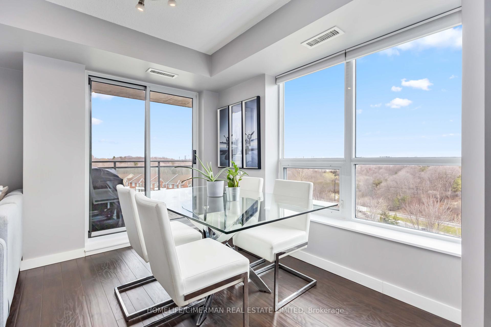 3 Bedrooms Condo at 120 Dallimore, Toronto For sale