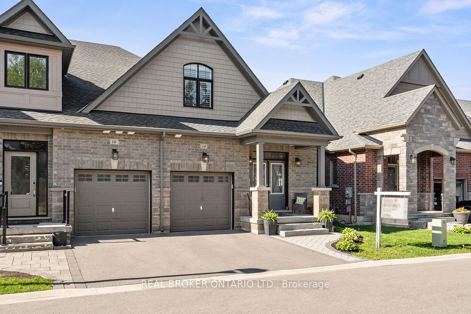 14 Dreamland Lane, East Gwillimbury, ON L0G 1M0