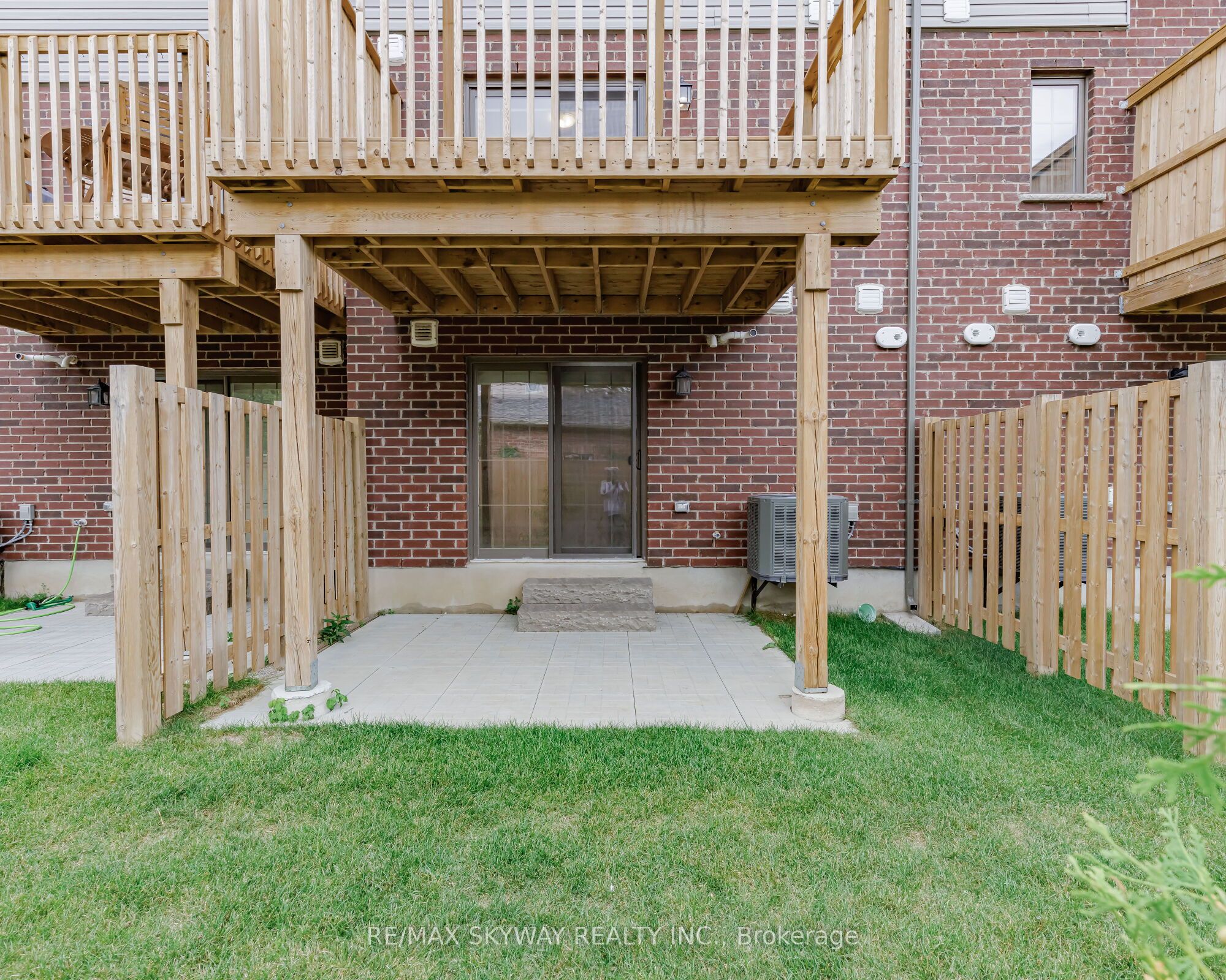 311 Woolwich Street, #5