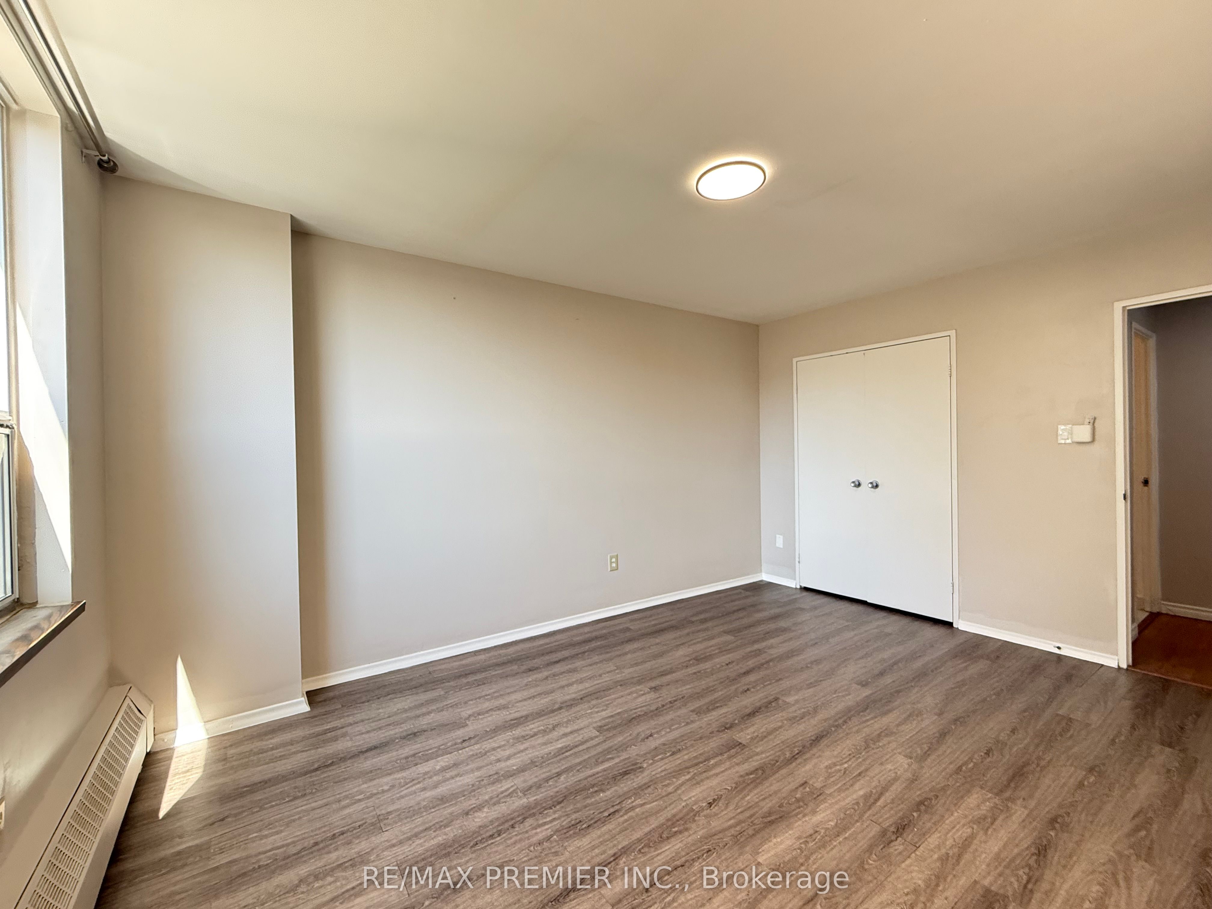 31 Four Winds Drive, #502