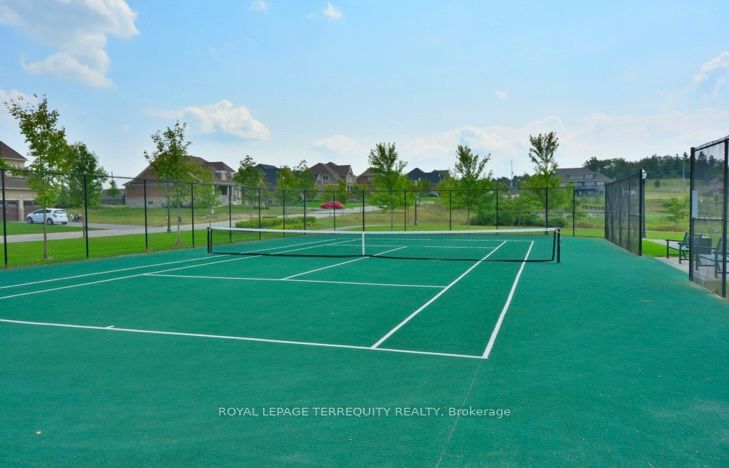 20 Country Club Crescent