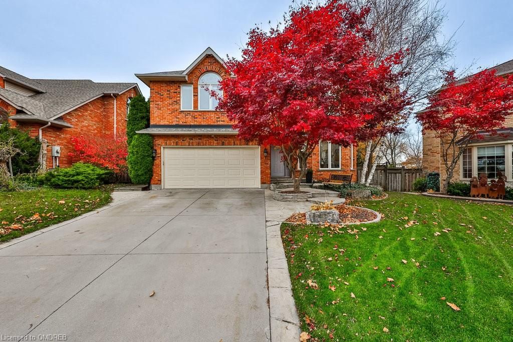 2134 BERRYMAN Court Burlington Ontario L7M 2Y8