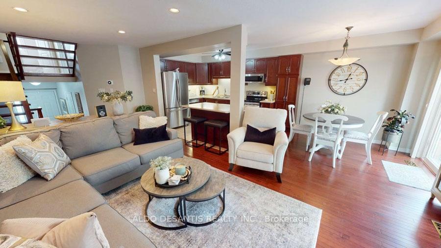 3 Bedrooms Condo at 348 Highland, Hamilton For sale