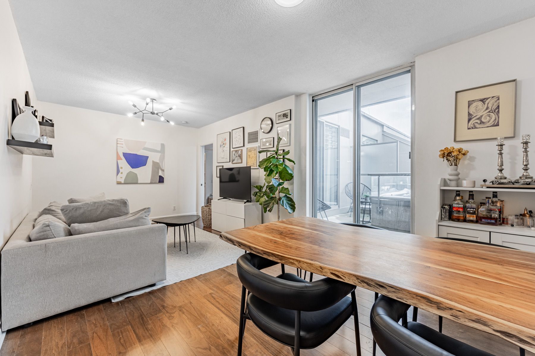 5 Rosehill Avenue 910