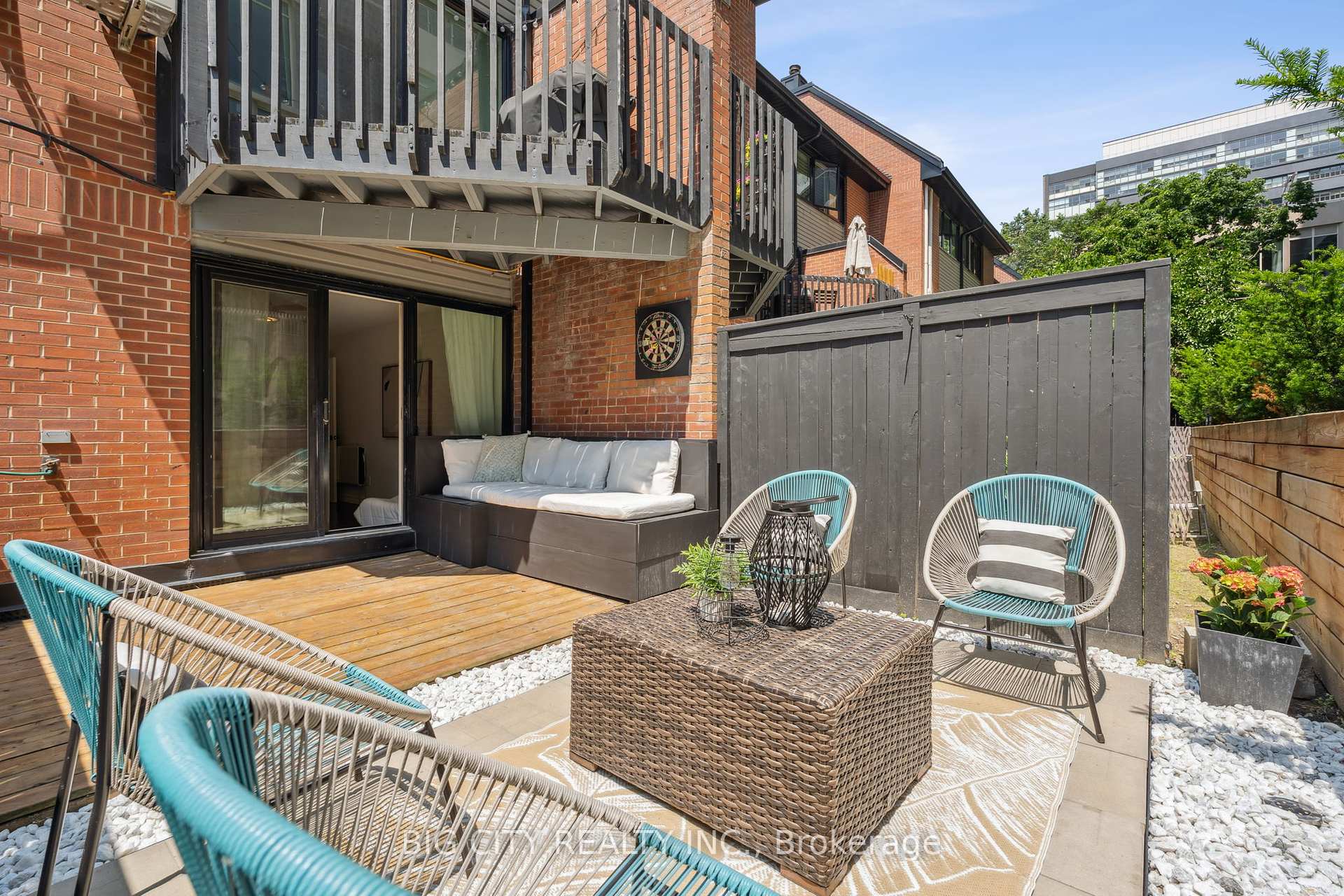 1 Bedroom Condo at 570 Wellington, Toronto For sale
