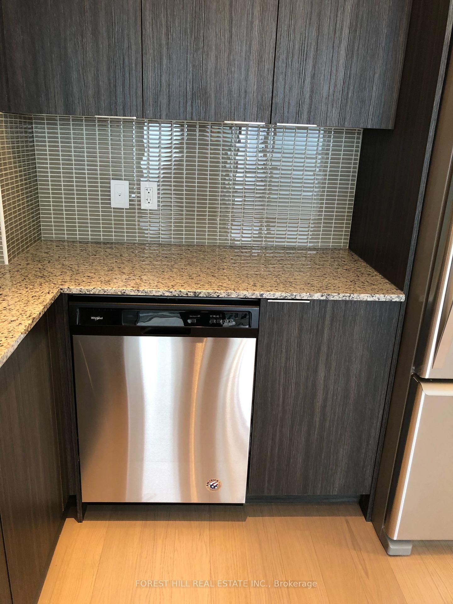 1 Bedroom Condo at 30 Shore Breeze, Toronto For sale