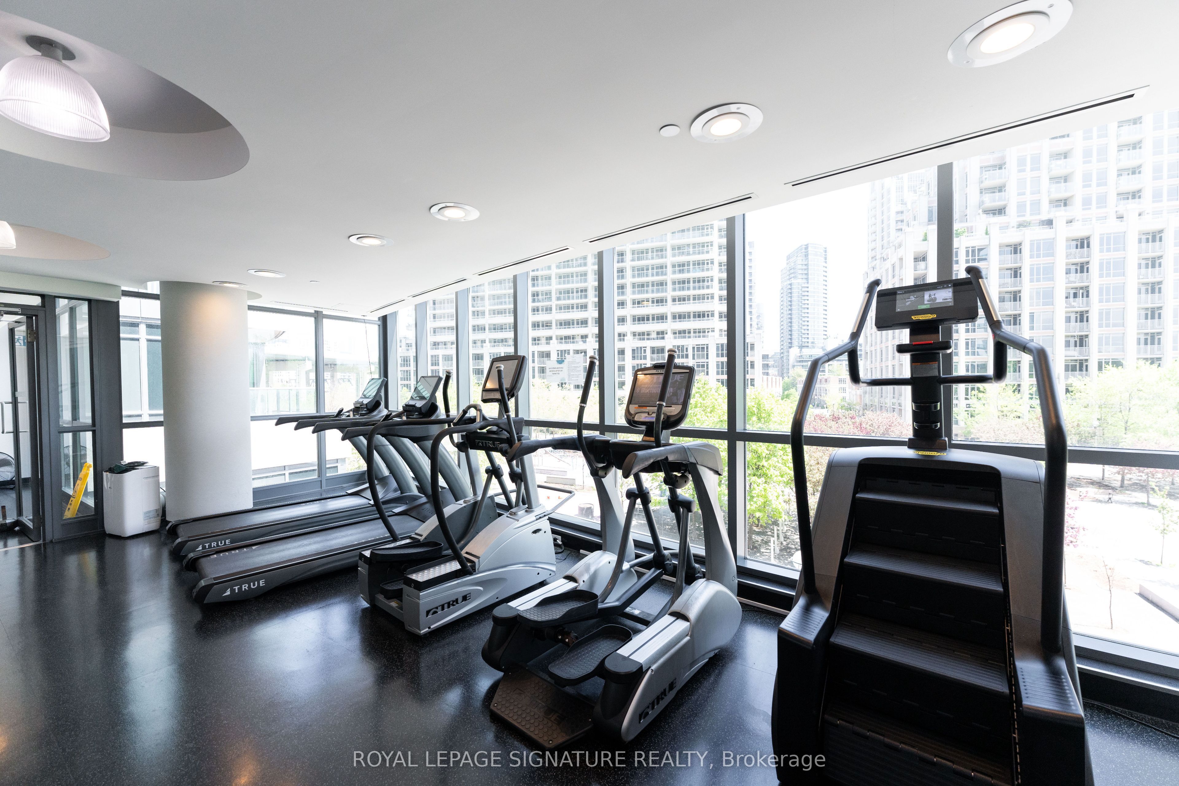 215 Fort York Boulevard, #3407