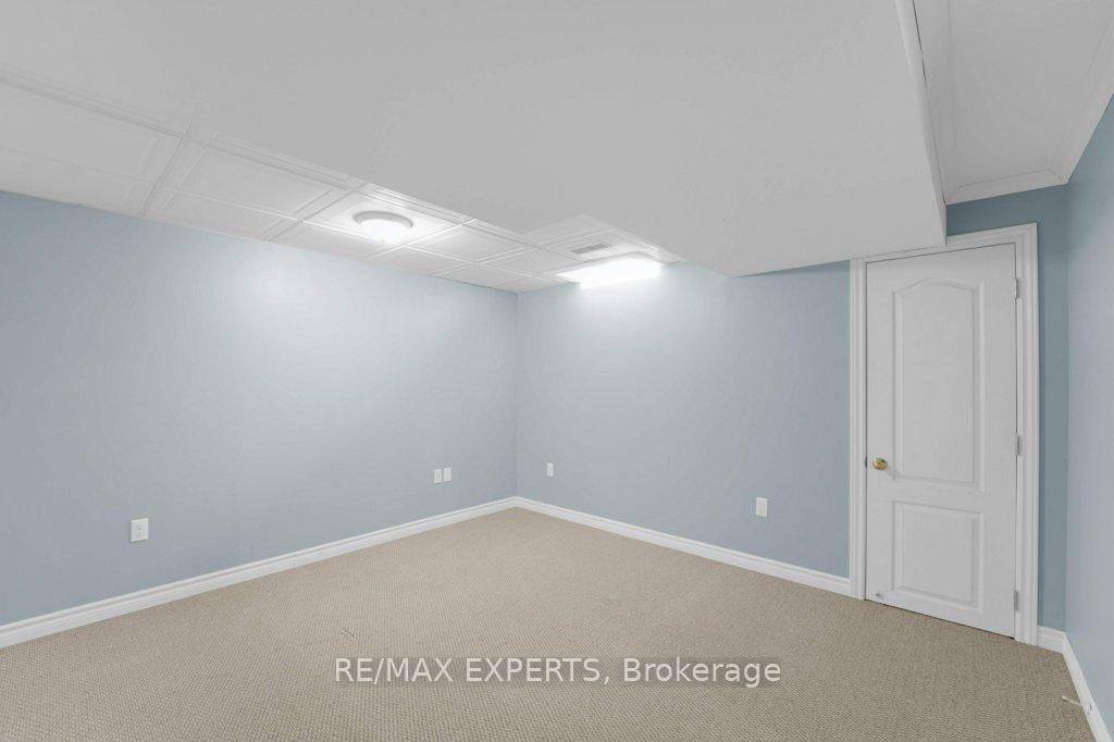 103 Fountainbridge Drive