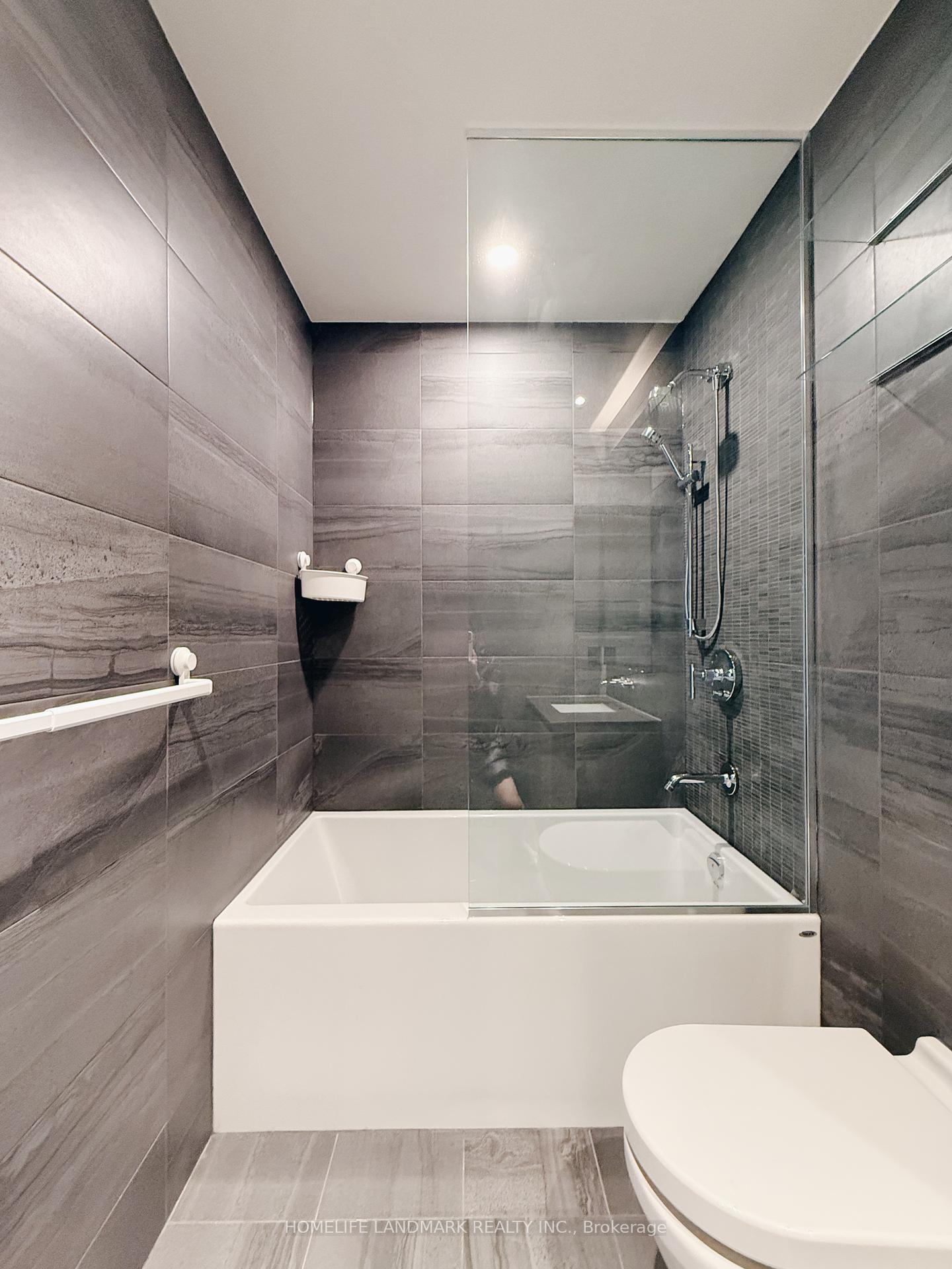 1 Bedroom Condo at 81 Wellesley, Toronto For sale