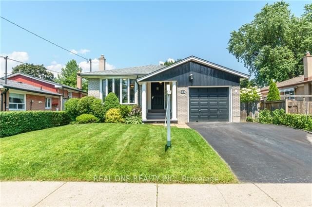 22 Dunstall
