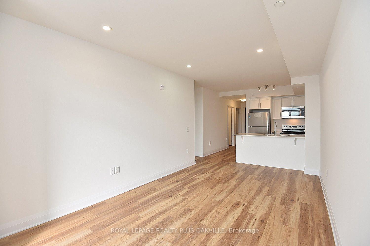 1 Bedroom Condo at 1936 Rymal, Hamilton For sale
