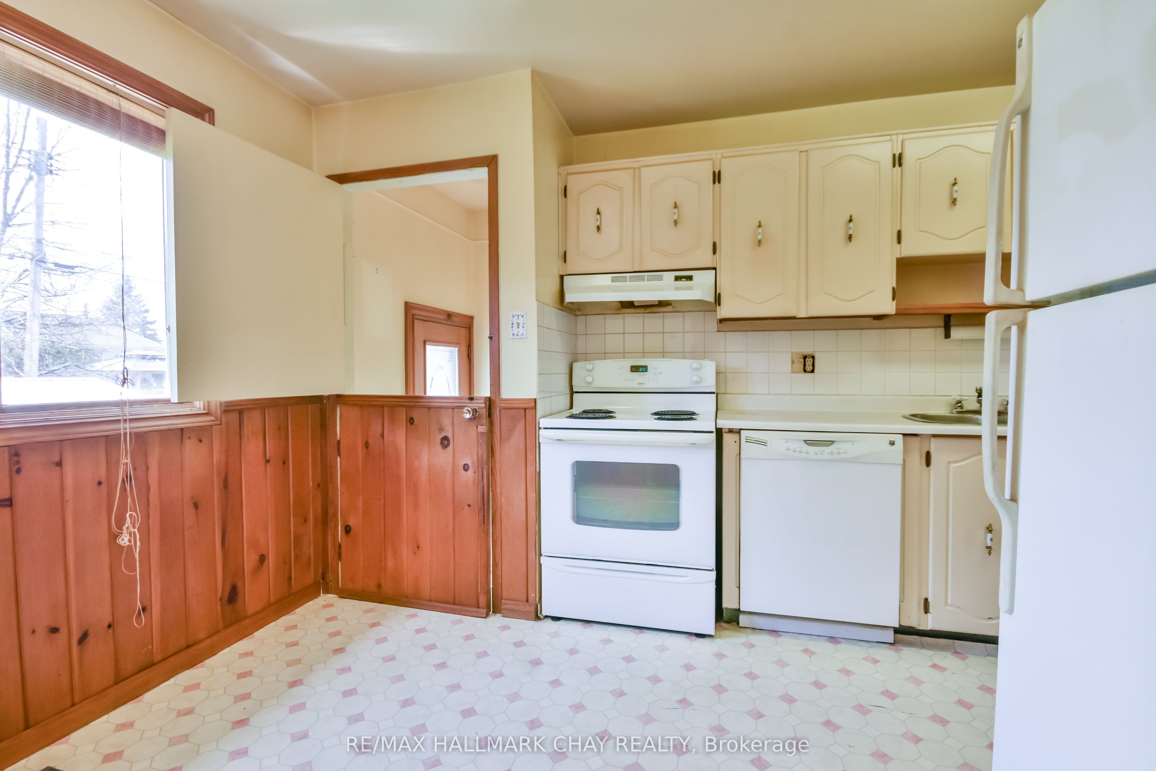 20 Mason Road, Collingwood, ON L9Y 4E3