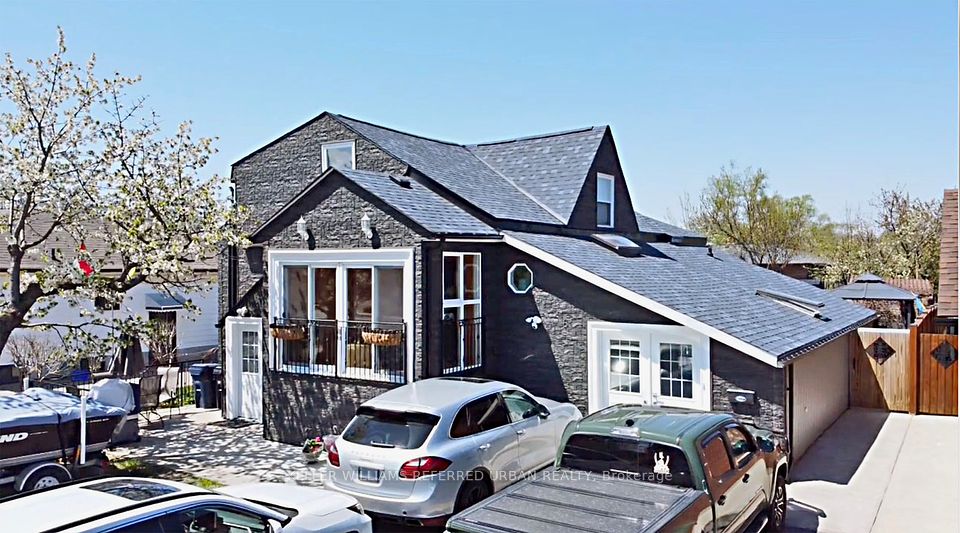 6 Elmhurst