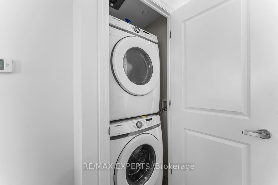 9075 Jane Street 1010
